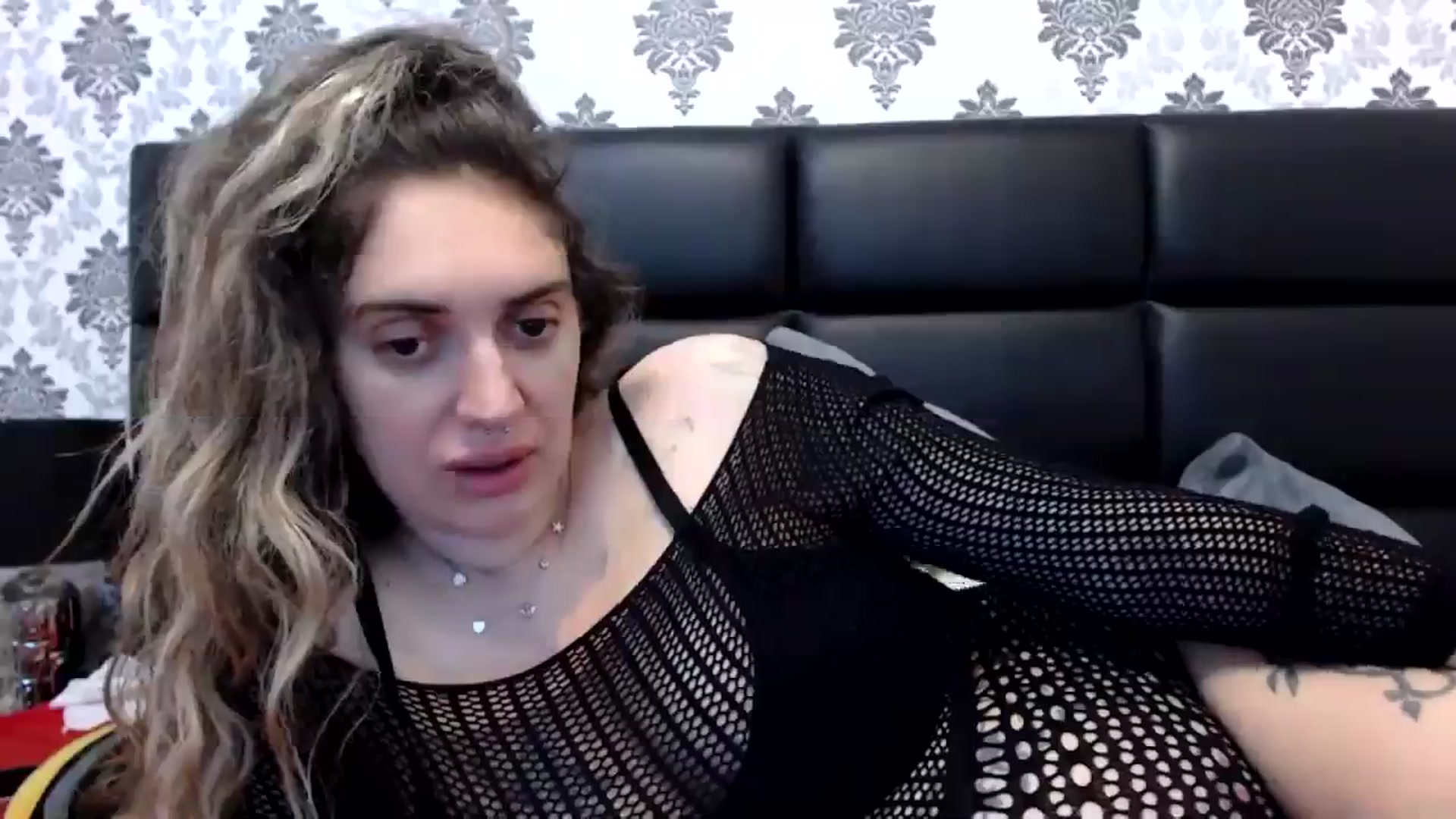 Gallery image thumbnail from MissDivinna's myfreecams stream on, 07/06/2025, 01:30 image 18 of 20