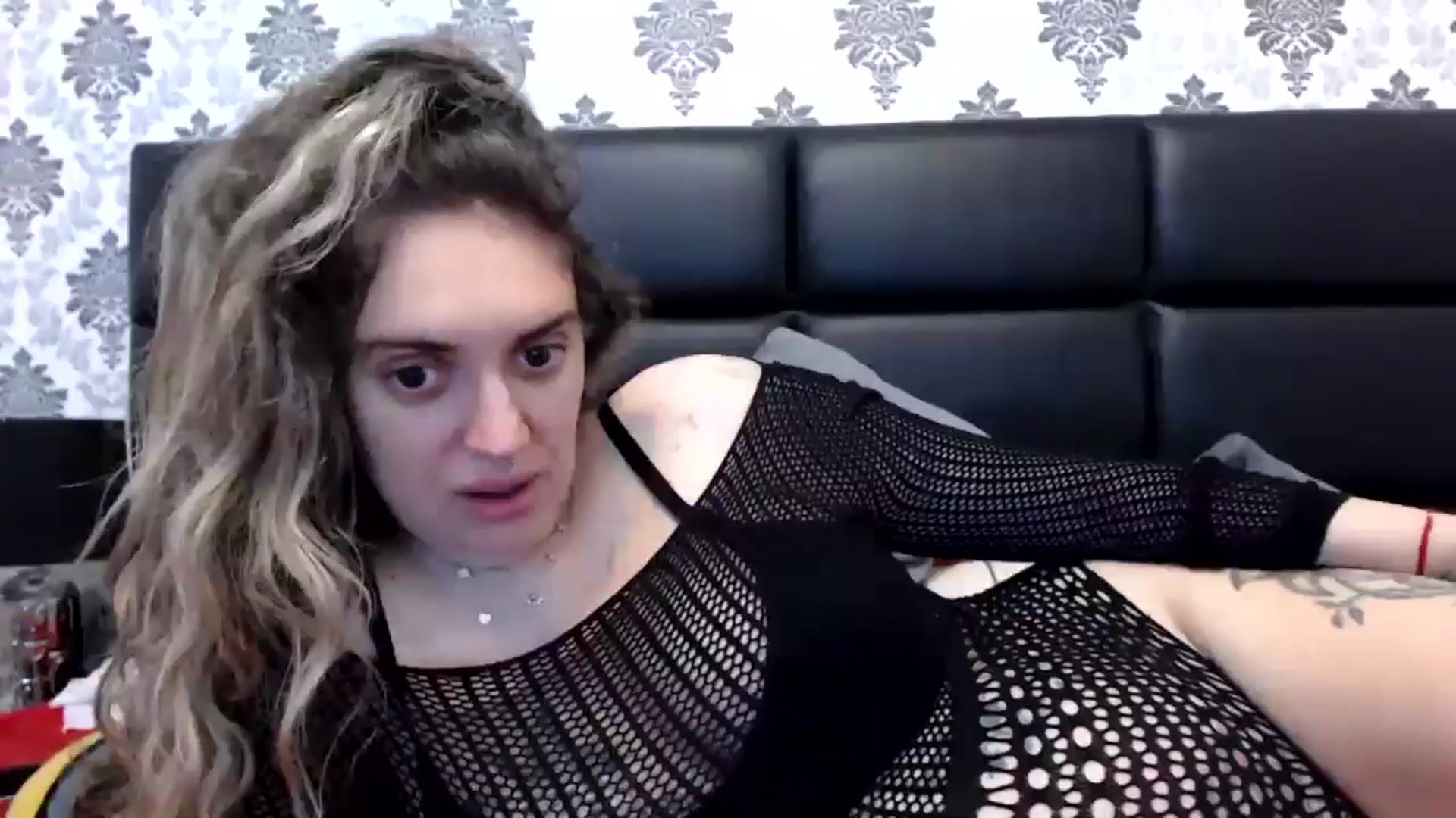 Gallery image thumbnail from MissDivinna's myfreecams stream on, 07/06/2025, 01:30 image 17 of 20