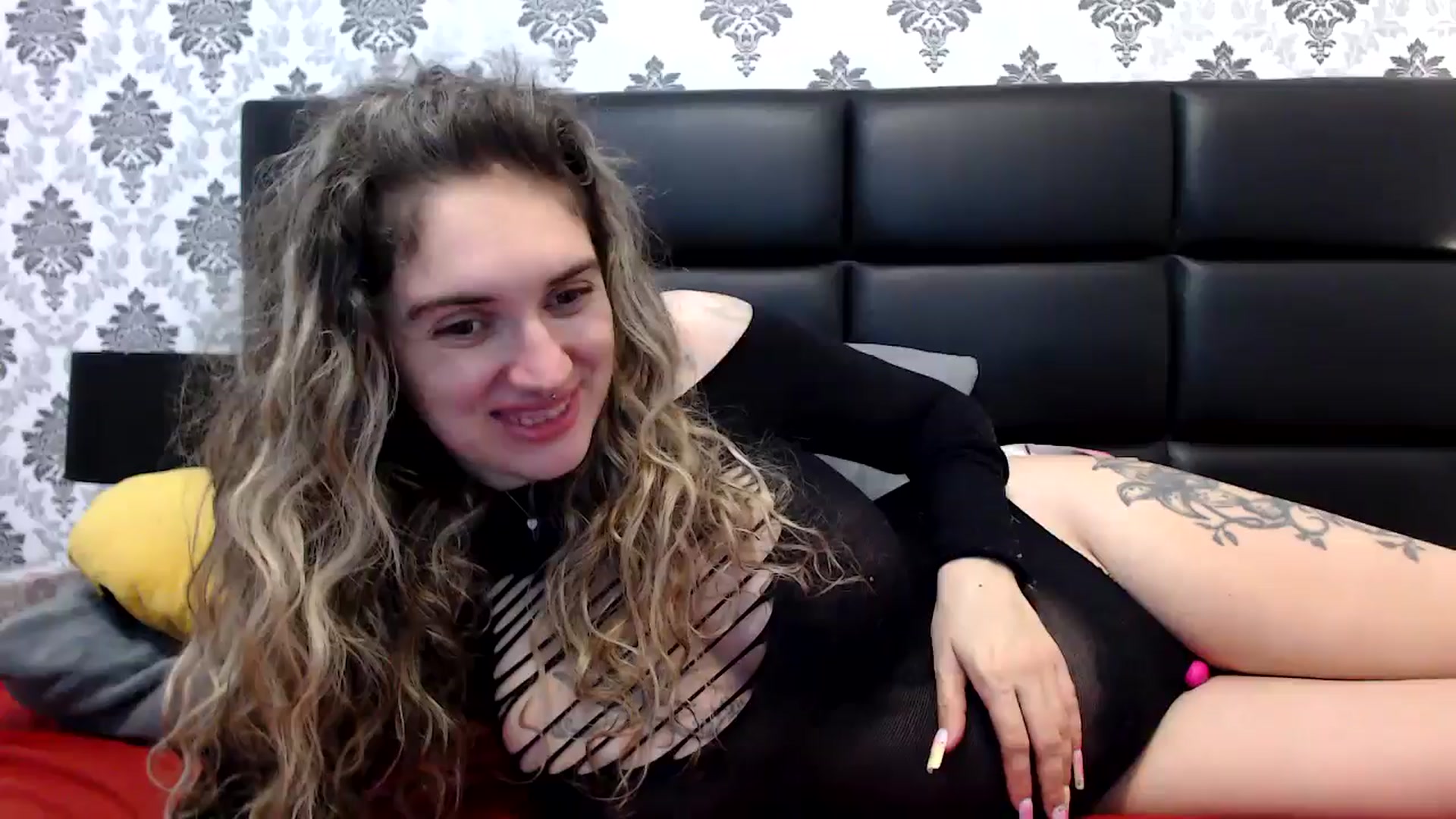 Gallery image thumbnail from MissDivinna's myfreecams stream on, 07/07/2025, 02:24 image 12 of 20