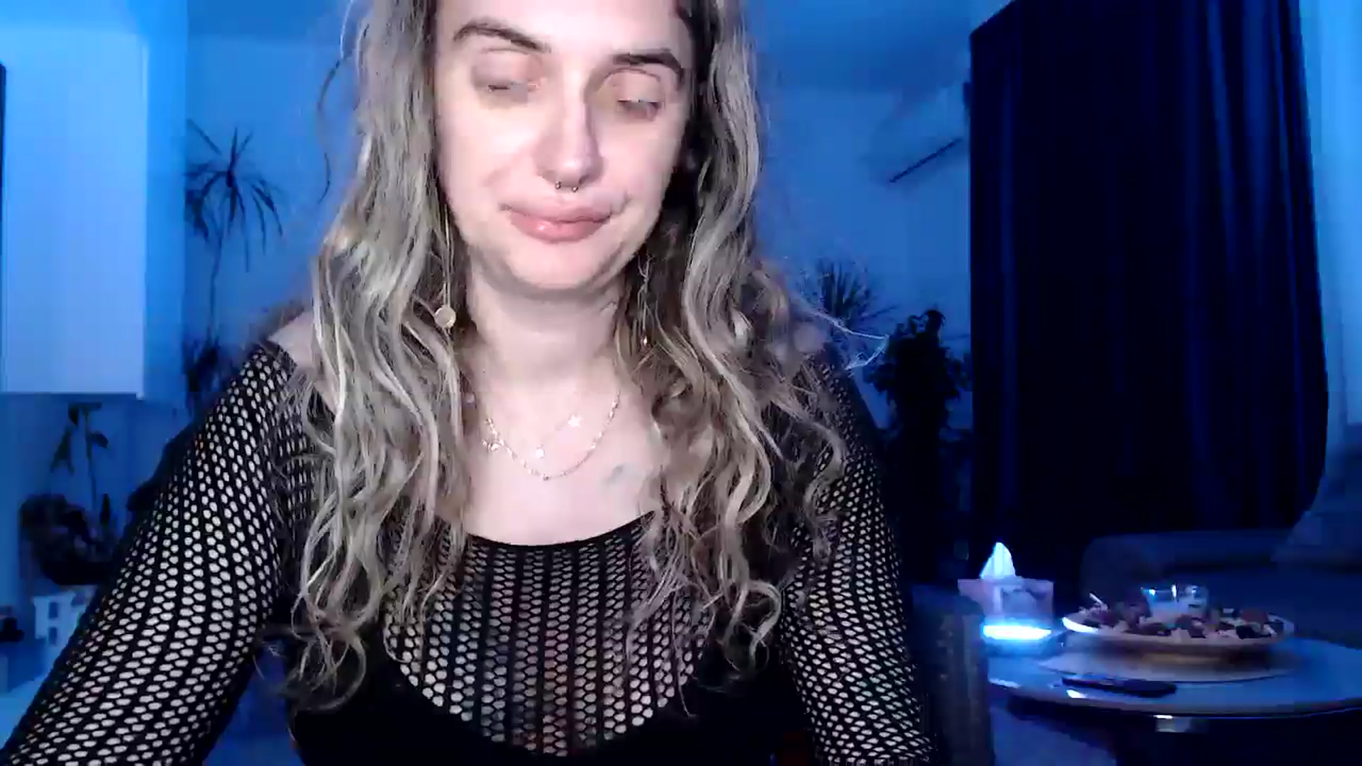 Gallery image thumbnail from MissDivinna's myfreecams stream on, 07/12/2025, 01:31 image 2 of 20