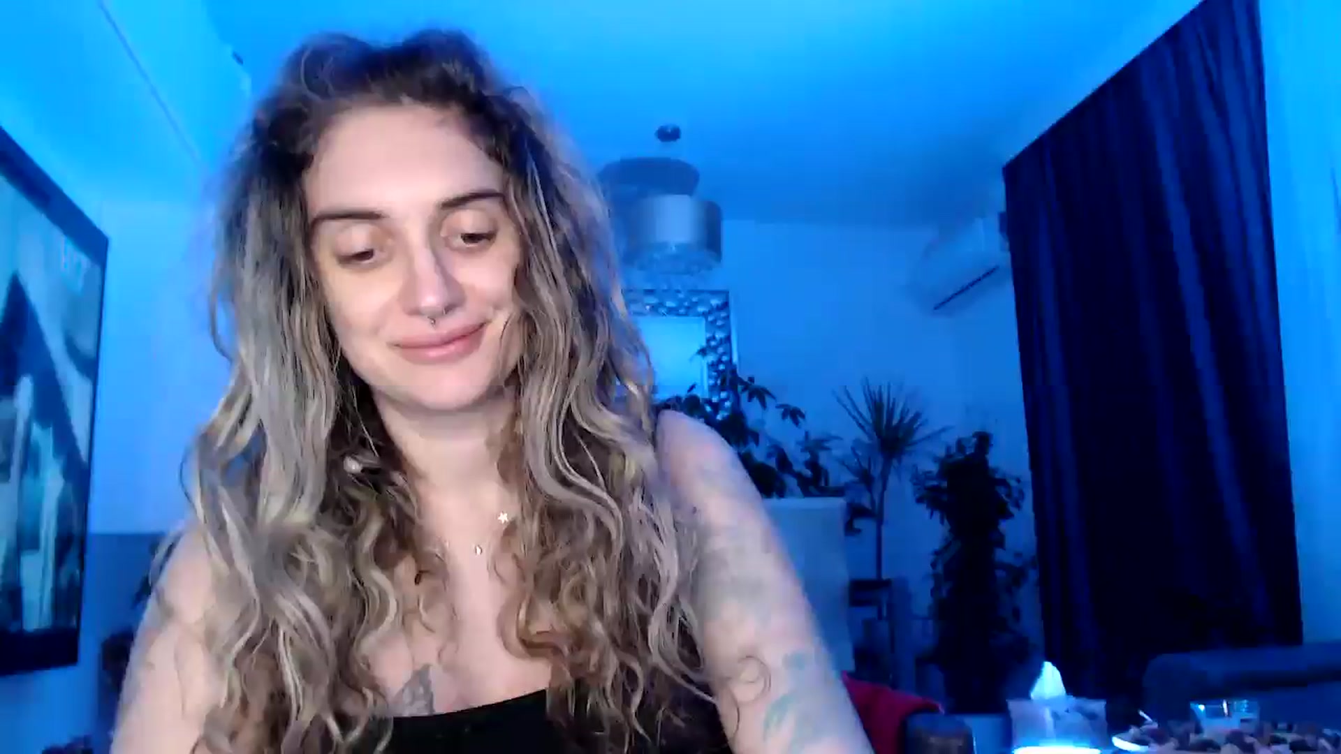 Gallery image thumbnail from MissDivinna's myfreecams stream on, 07/13/2025, 01:35 image 13 of 20