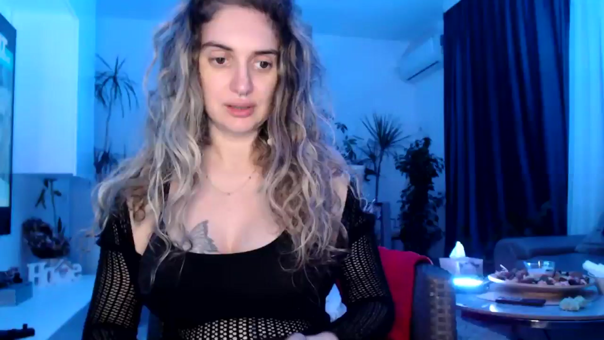Gallery image thumbnail from MissDivinna's myfreecams stream on, 07/13/2025, 21:21 image 1 of 20