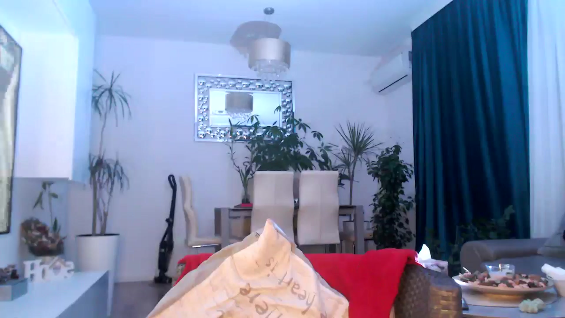 Gallery image thumbnail from MissDivinna's myfreecams stream on, 07/14/2025, 01:56 image 8 of 20