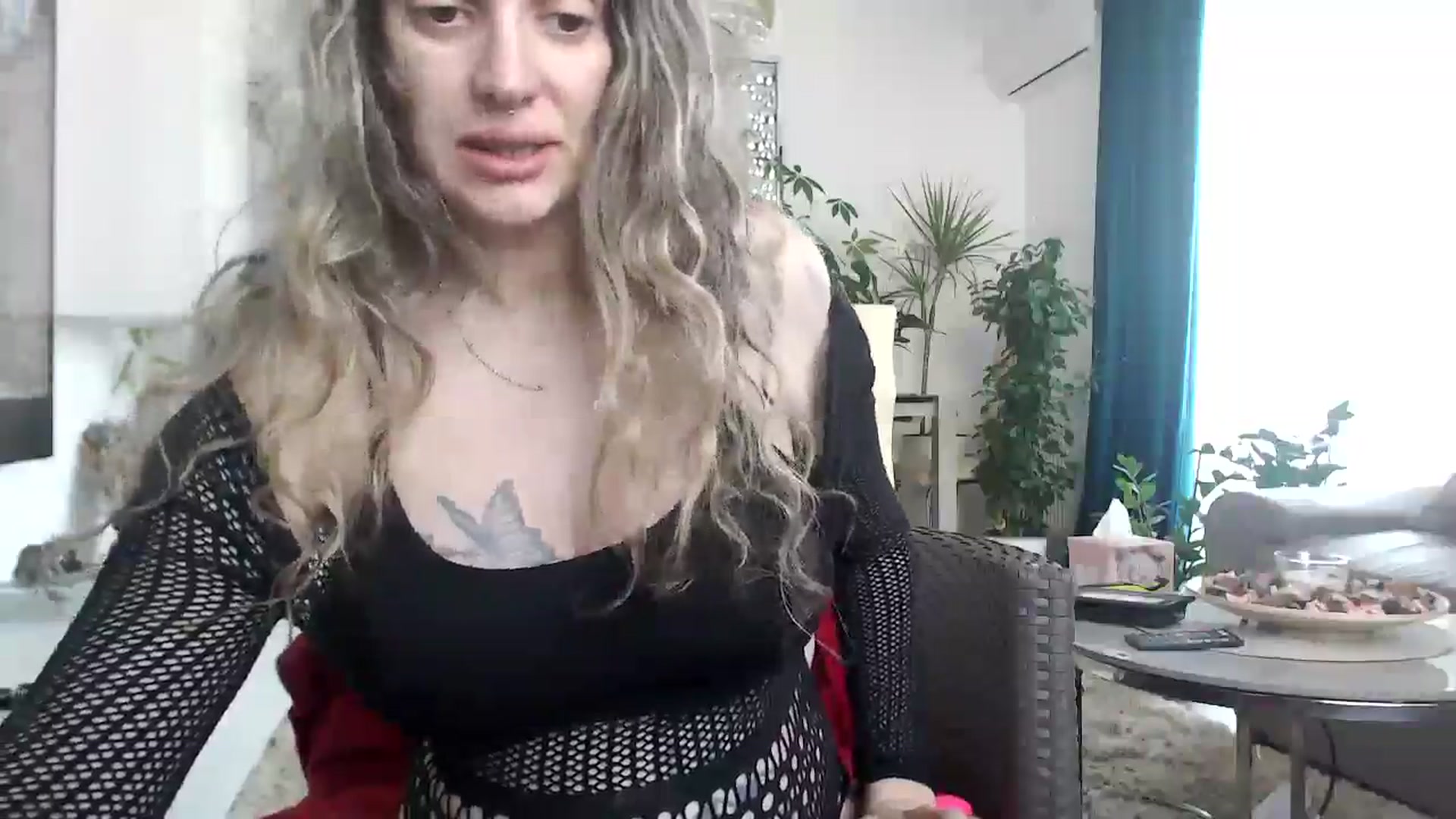 Gallery image thumbnail from MissDivinna's myfreecams stream on, 07/14/2025, 05:37 image 18 of 20