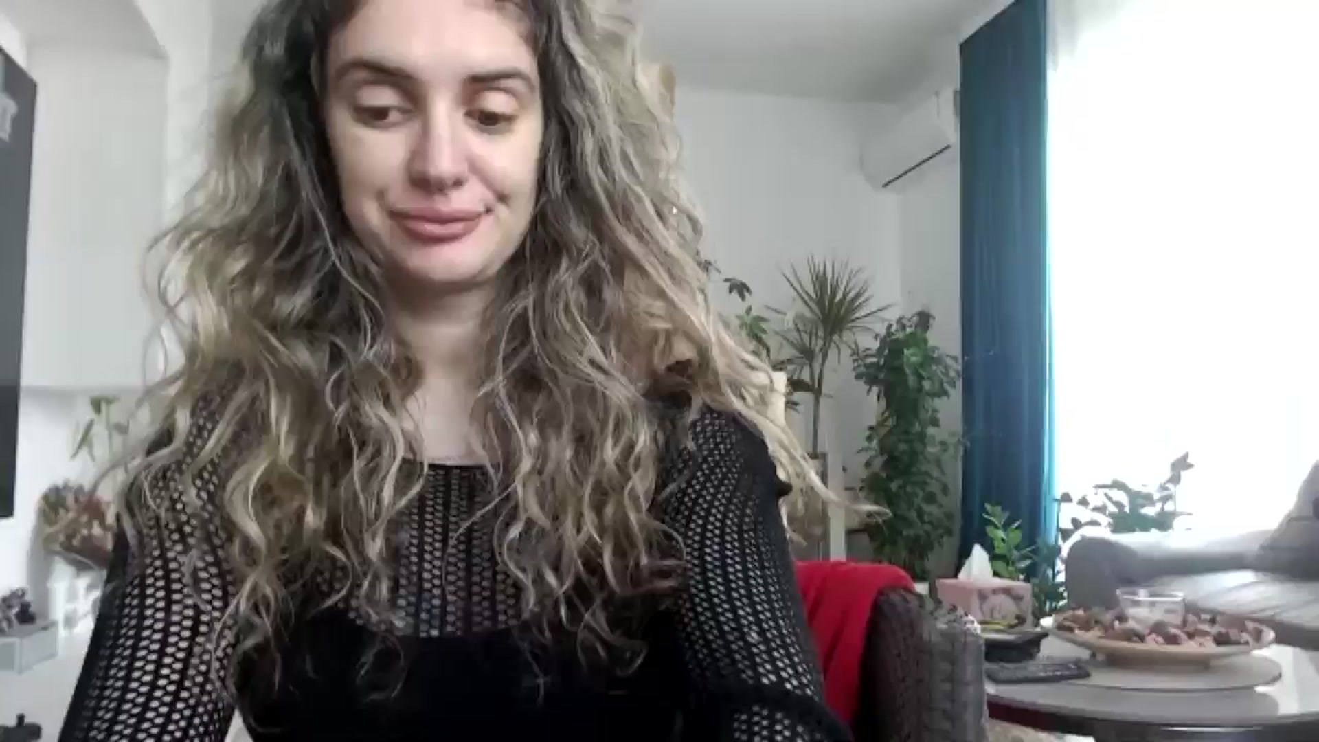Gallery image thumbnail from MissDivinna's myfreecams stream on, 07/14/2025, 11:54 image 1 of 20