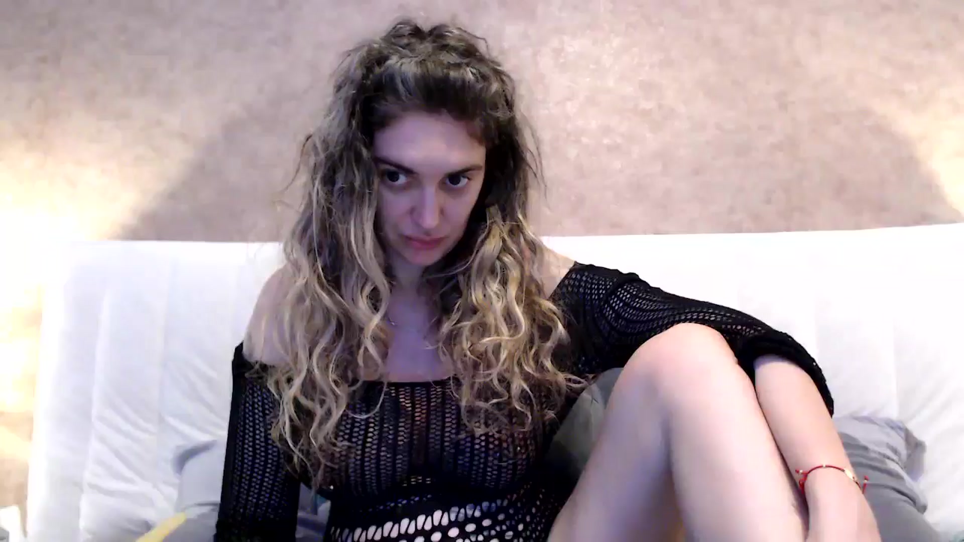 Gallery image thumbnail from MissDivinna's myfreecams stream on, 07/16/2025, 24:27 image 16 of 20