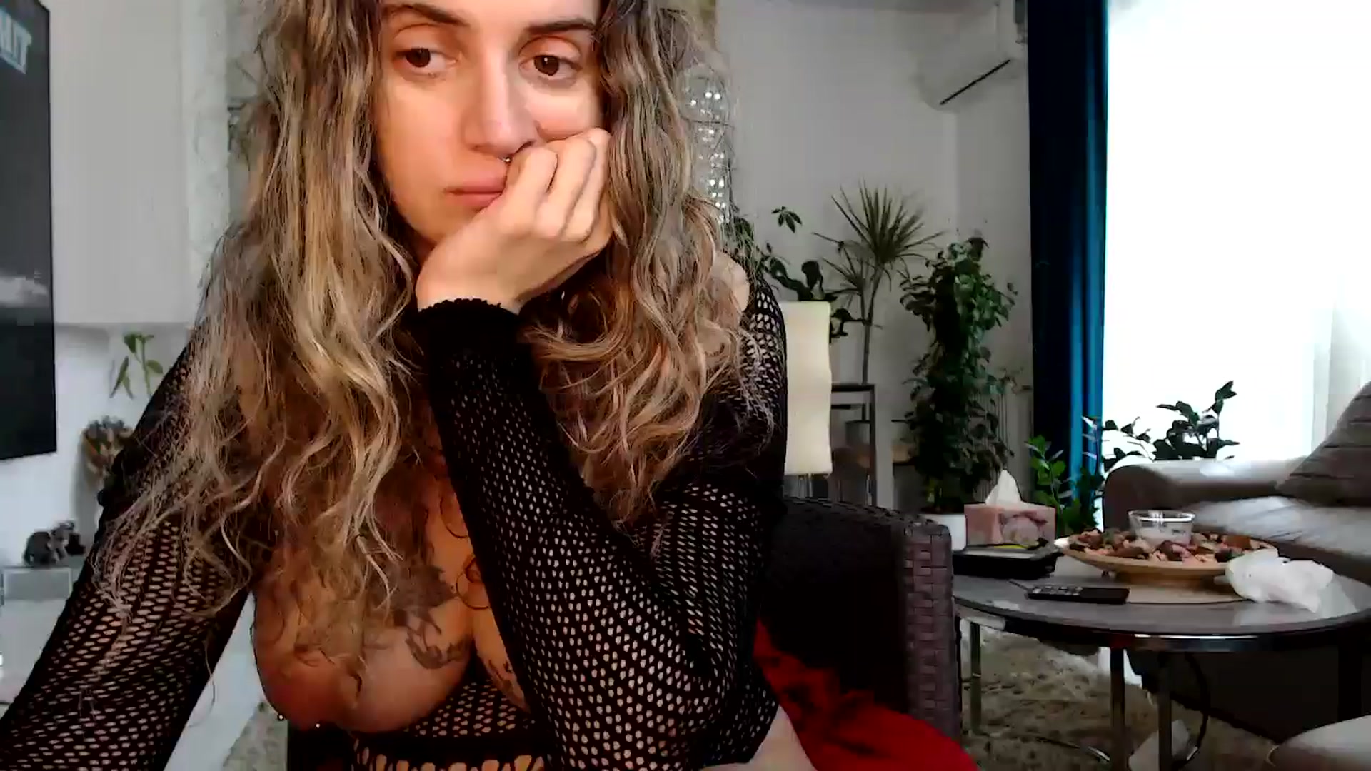 Gallery image thumbnail from MissDivinna's myfreecams stream on, 07/17/2025, 06:07 image 5 of 20