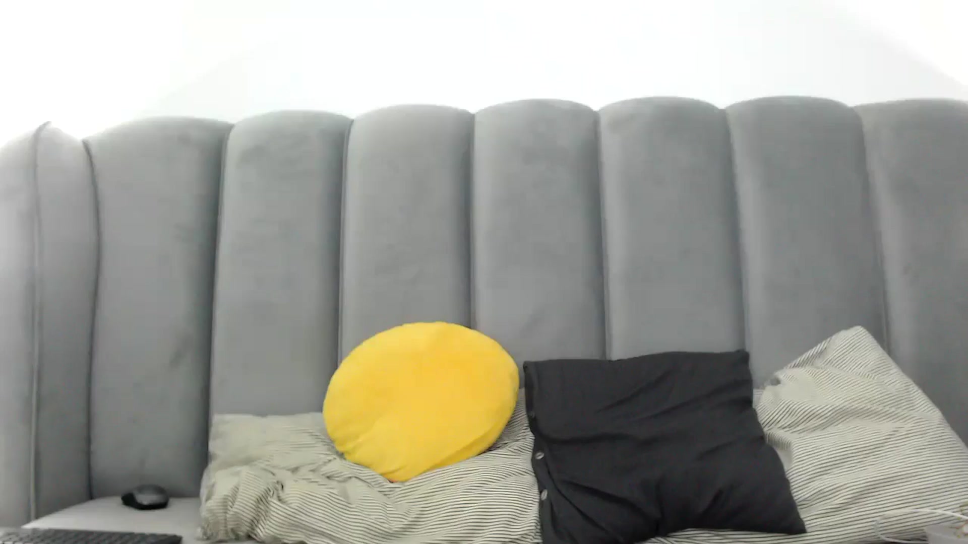 Gallery image thumbnail from MissDivinna's myfreecams stream on, 07/20/2025, 02:06 image 5 of 20