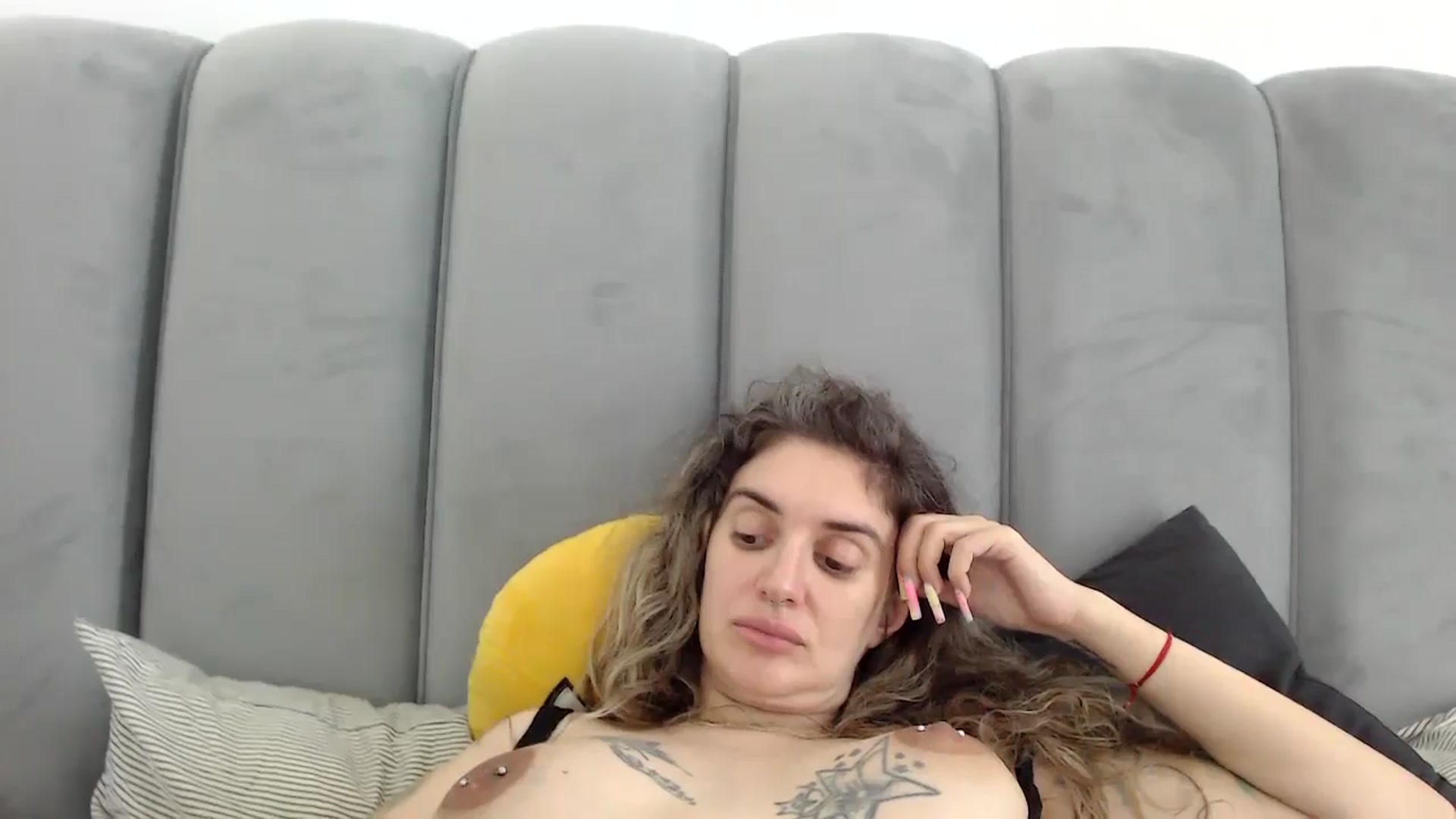 Gallery image thumbnail from MissDivinna's myfreecams stream on, 07/22/2025, 06:51 image 18 of 20