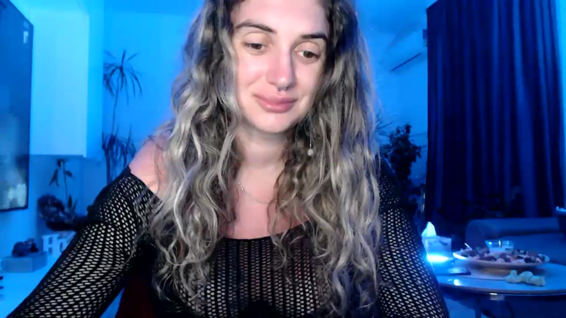 Gallery image thumbnail from MissDivinna's myfreecams stream on, 07/25/2025, 24:59 image 7 of 20