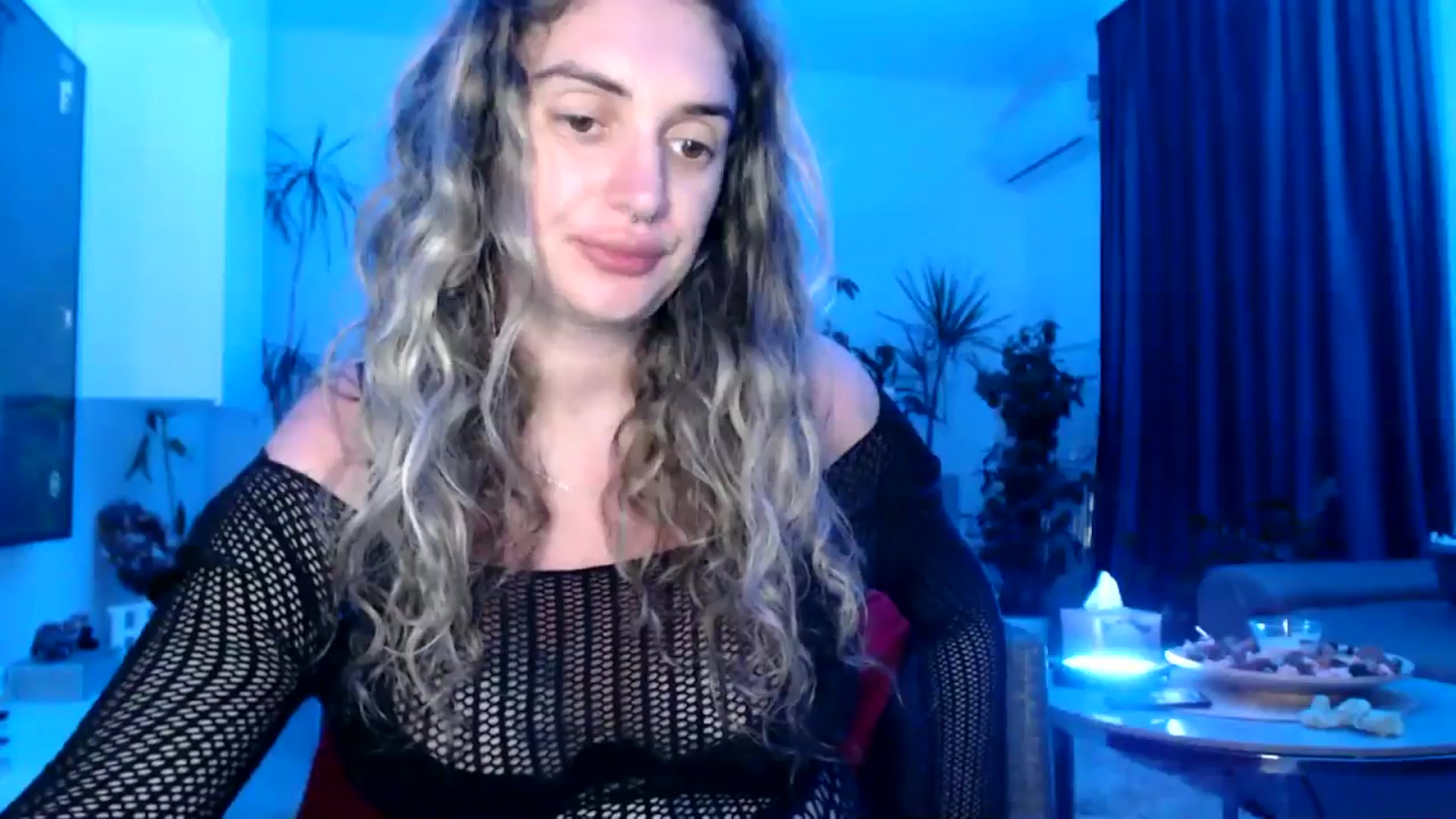 Gallery image thumbnail from MissDivinna's myfreecams stream on, 07/25/2025, 24:59 image 8 of 20