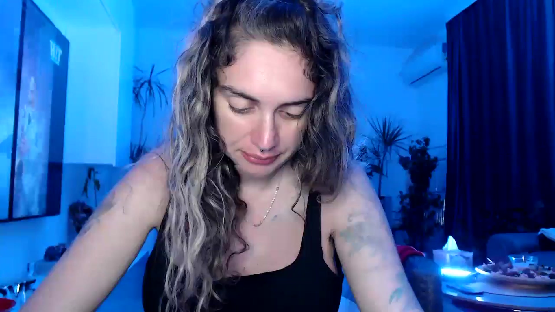 Gallery image thumbnail from MissDivinna's myfreecams stream on, 07/28/2025, 22:51 image 3 of 20