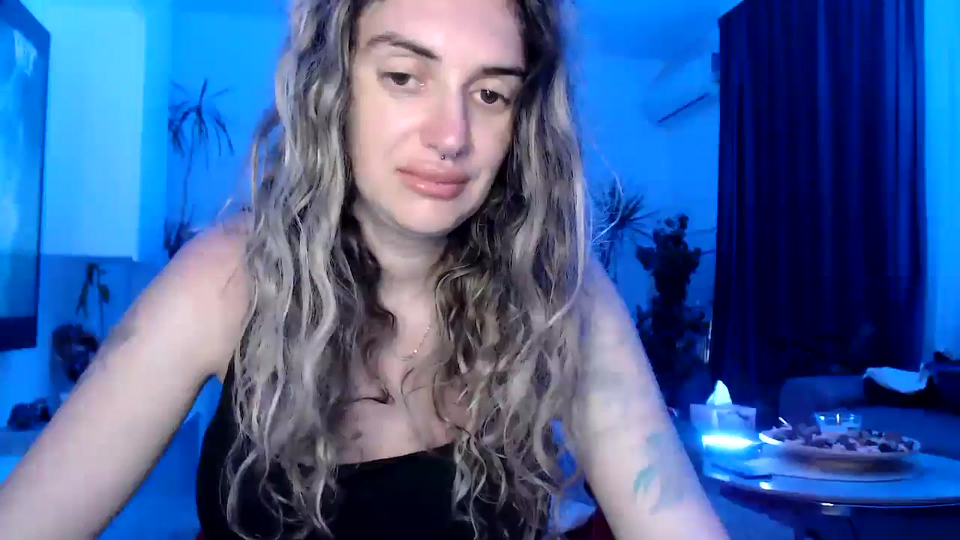 Gallery image thumbnail from MissDivinna's myfreecams stream on, 07/28/2025, 22:51 image 8 of 20