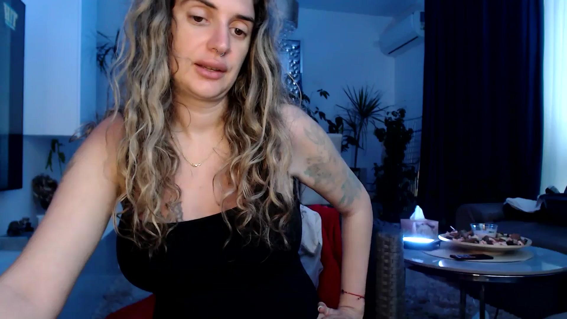 Gallery image thumbnail from MissDivinna's myfreecams stream on, 07/29/2025, 05:25 image 19 of 20