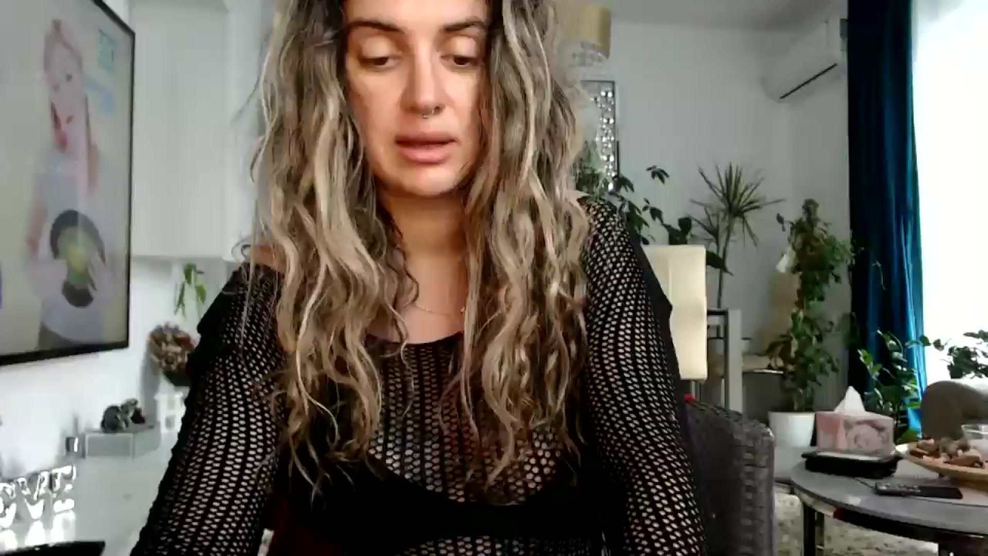 Gallery image thumbnail from MissDivinna's myfreecams stream on, 07/31/2025, 10:33 image 1 of 20