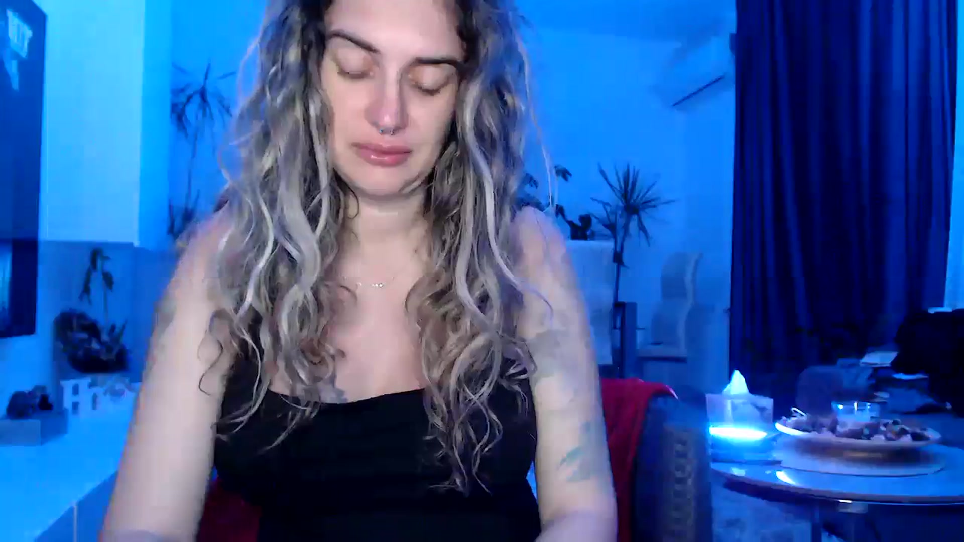 Gallery image thumbnail from MissDivinna's myfreecams stream on, 07/31/2025, 23:31 image 19 of 20