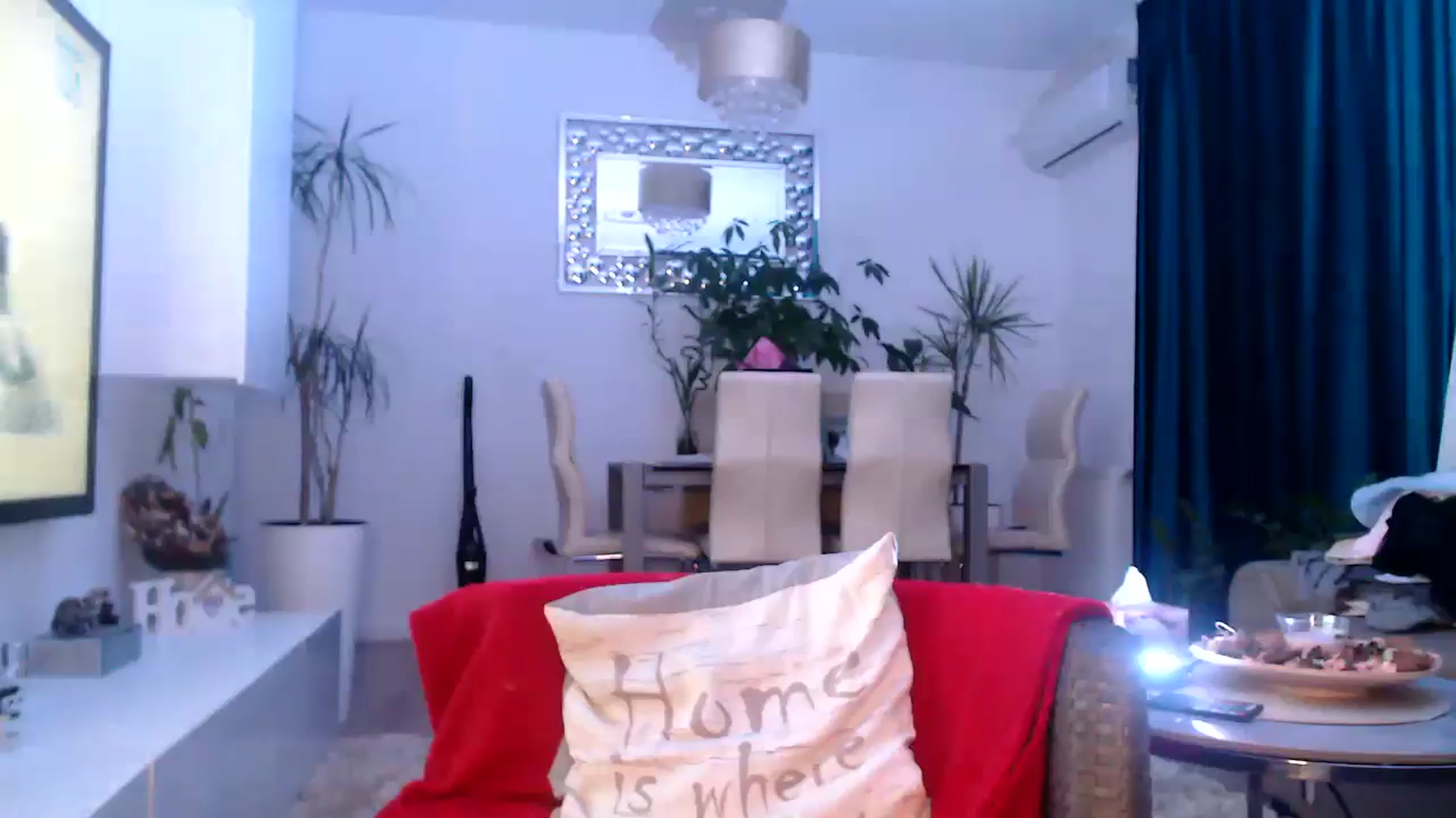 Gallery image thumbnail from MissDivinna's myfreecams stream on, 08/01/2025, 20:02 image 14 of 20