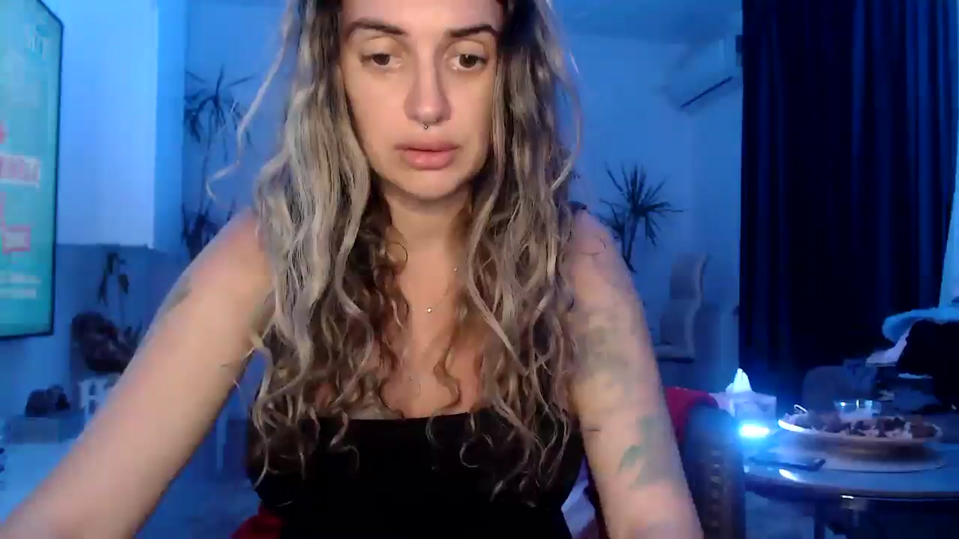 Gallery image thumbnail from MissDivinna's myfreecams stream on, 08/01/2025, 20:02 image 11 of 20