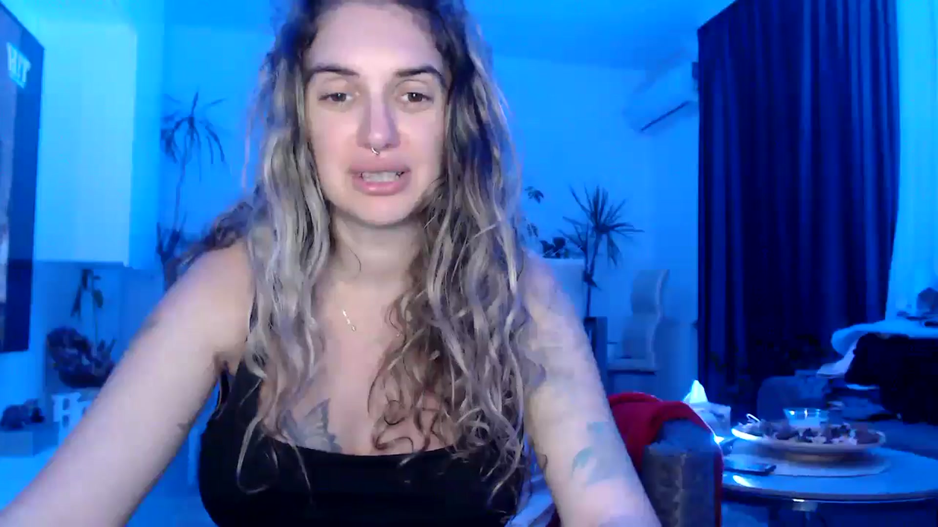 Gallery image thumbnail from MissDivinna's myfreecams stream on, 08/02/2025, 02:37 image 8 of 20
