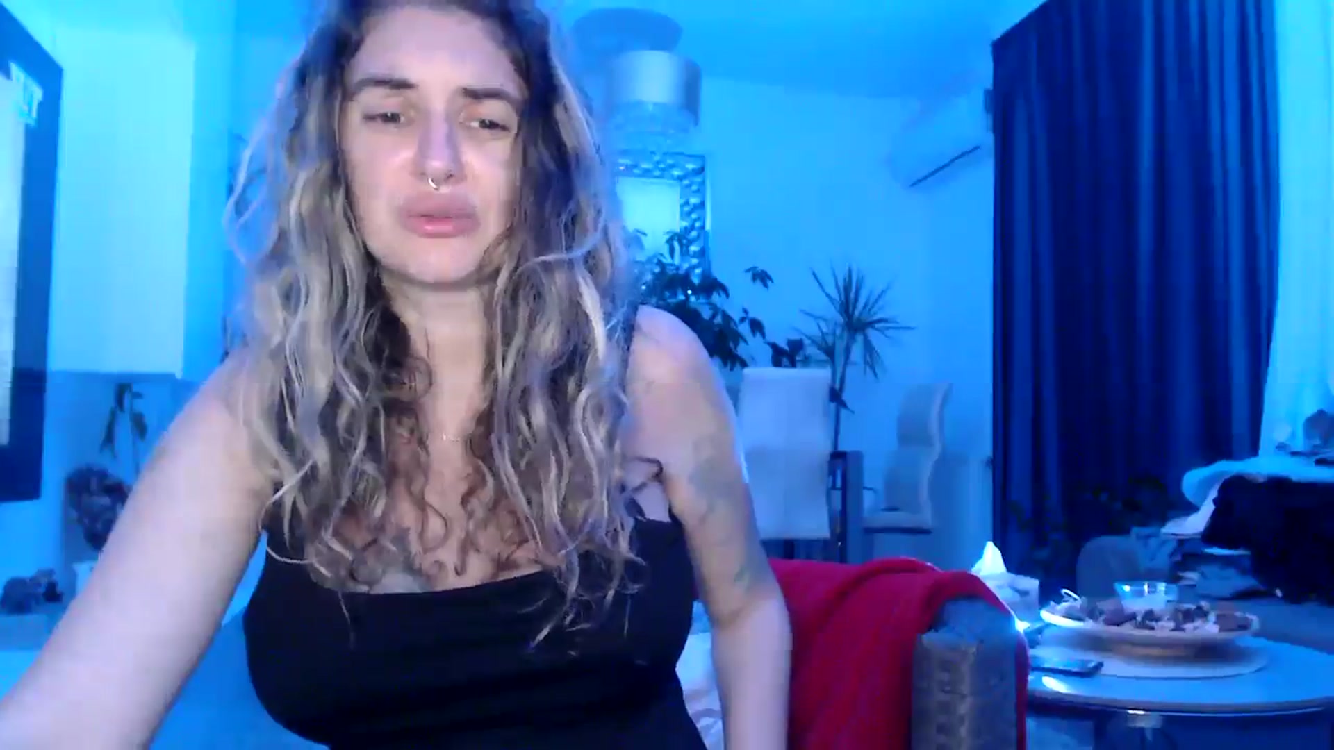 Gallery image thumbnail from MissDivinna's myfreecams stream on, 08/02/2025, 02:37 image 5 of 20