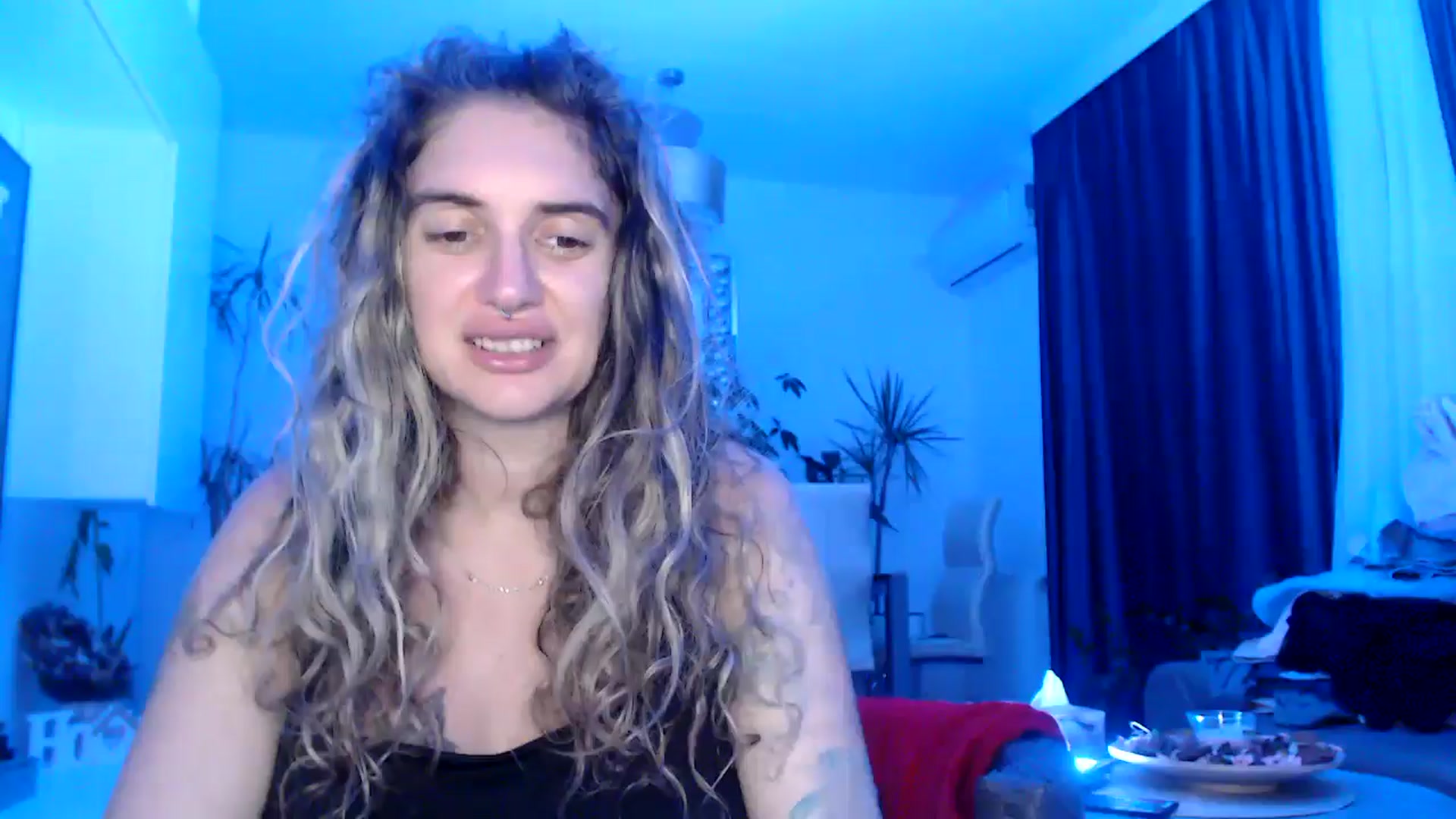 Gallery image thumbnail from MissDivinna's myfreecams stream on, 08/02/2025, 02:37 image 18 of 20