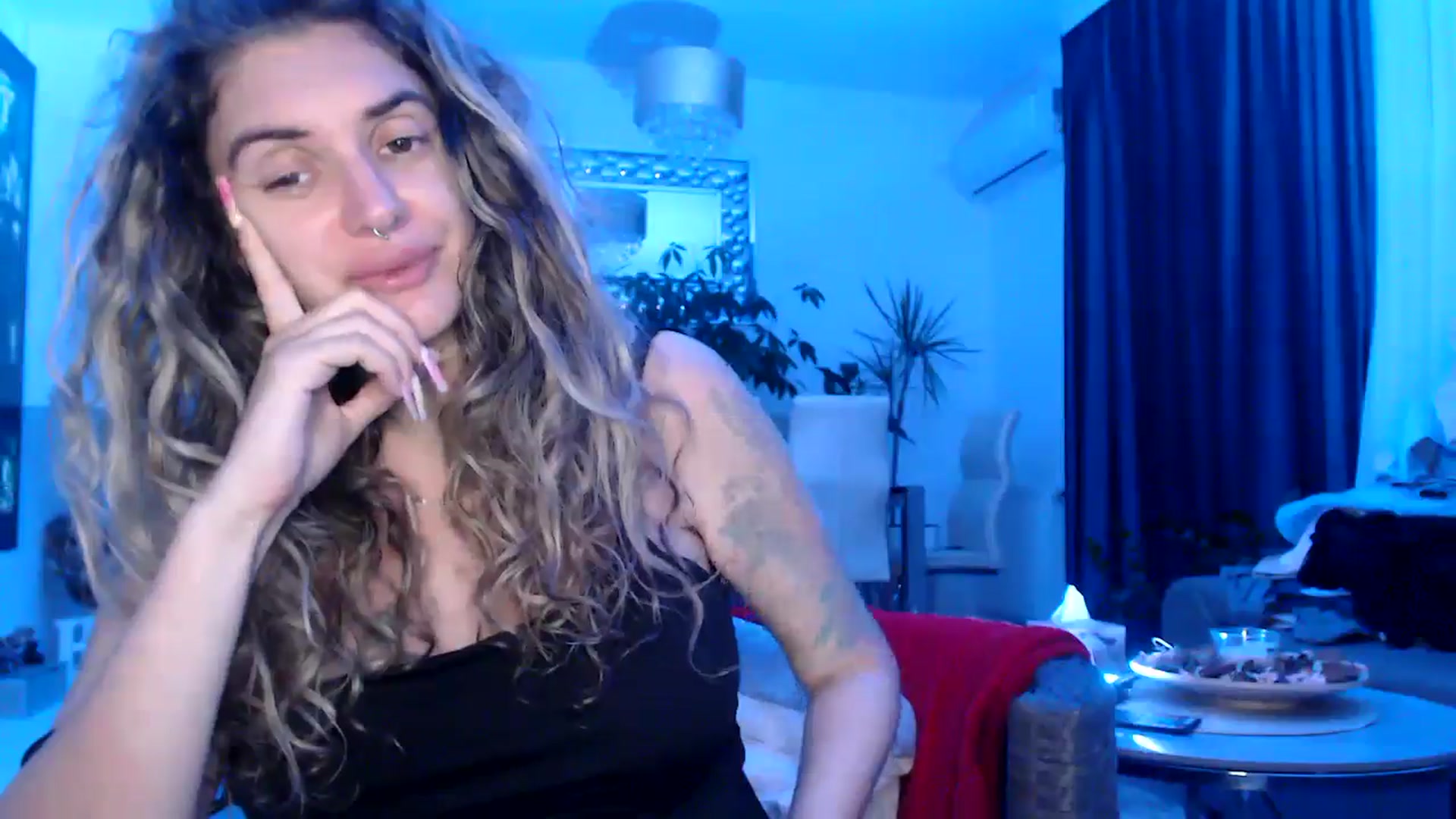 Gallery image thumbnail from MissDivinna's myfreecams stream on, 08/02/2025, 02:37 image 20 of 20