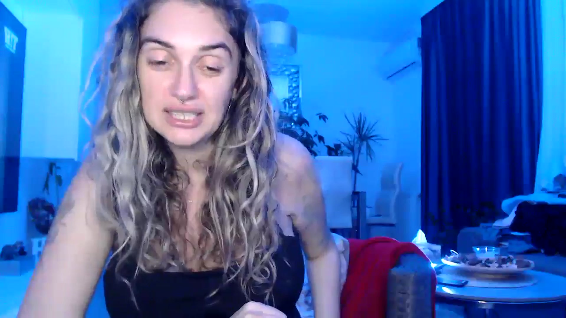Gallery image thumbnail from MissDivinna's myfreecams stream on, 08/02/2025, 02:37 image 6 of 20