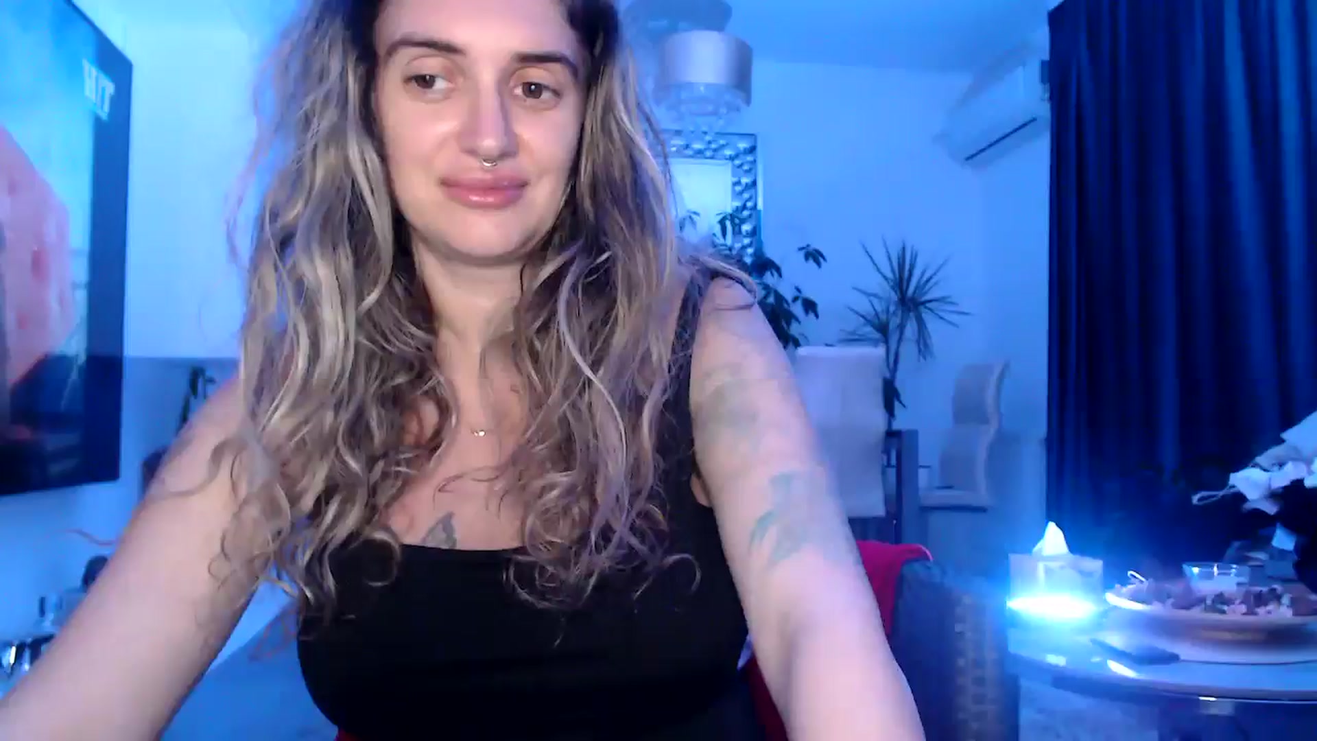 Gallery image thumbnail from MissDivinna's myfreecams stream on, 08/02/2025, 21:33 image 1 of 20