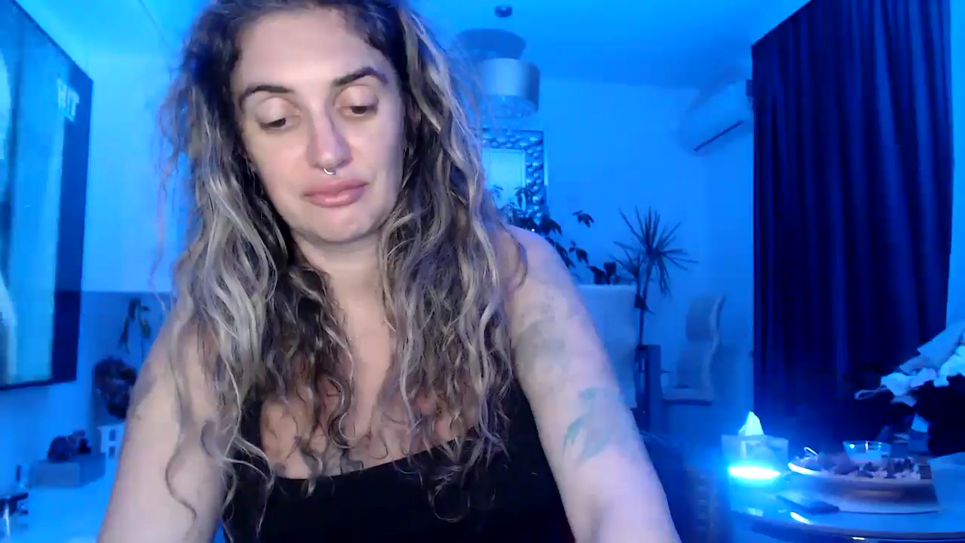 Gallery image thumbnail from MissDivinna's myfreecams stream on, 08/03/2025, 01:21 image 20 of 20