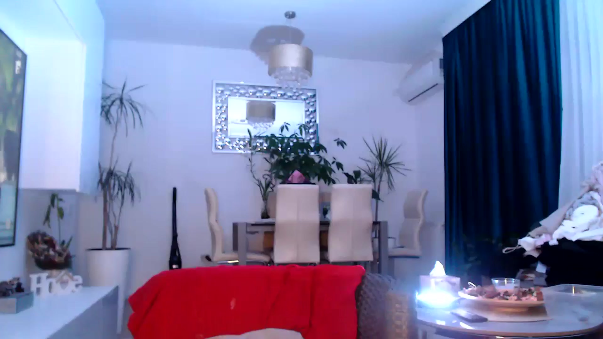 Gallery image thumbnail from MissDivinna's myfreecams stream on, 08/03/2025, 01:21 image 13 of 20
