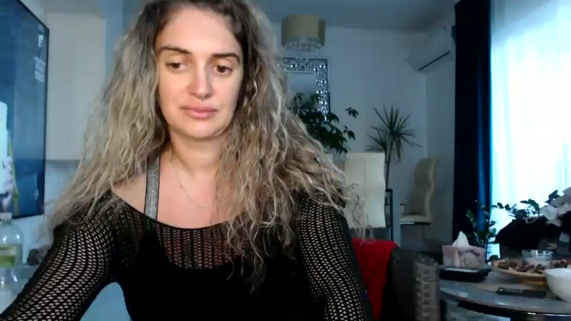 Gallery image thumbnail from MissDivinna's myfreecams stream on, 08/03/2025, 17:53 image 4 of 20