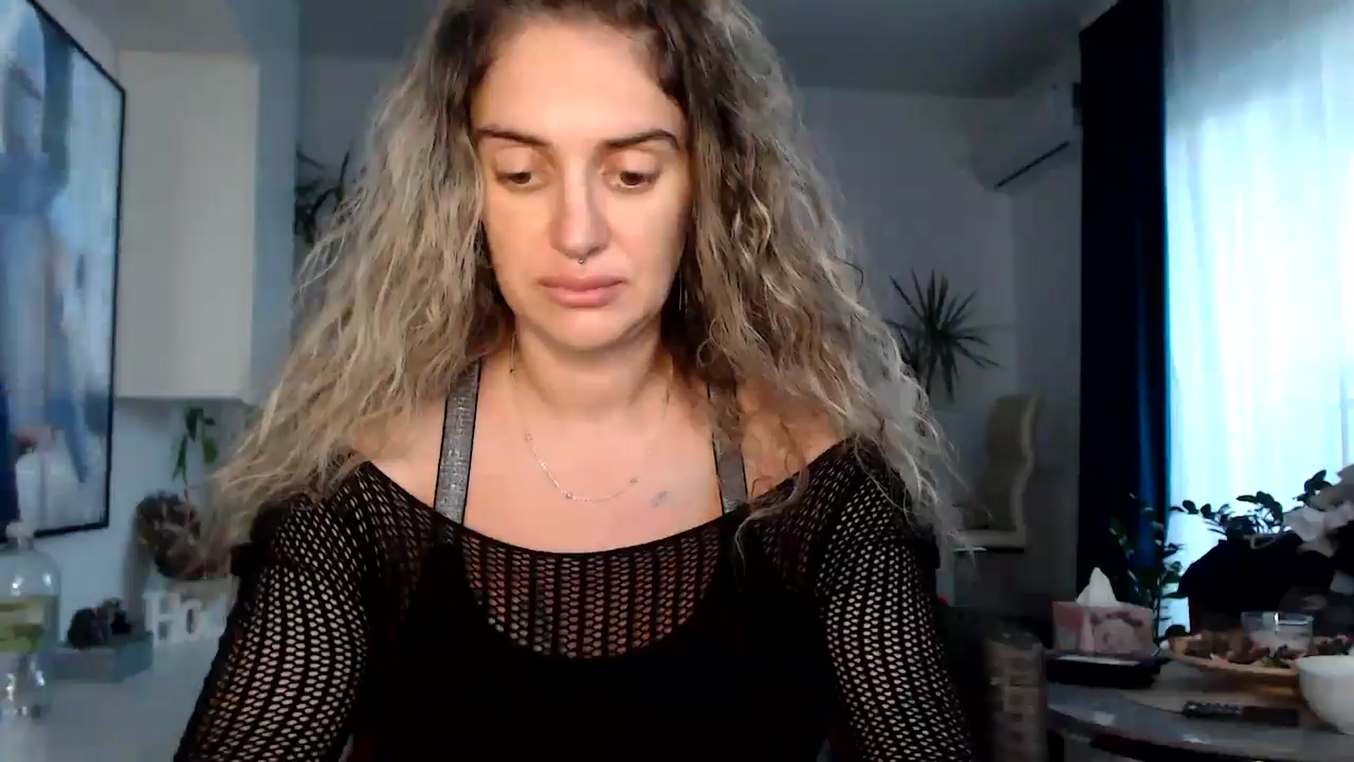 Gallery image thumbnail from MissDivinna's myfreecams stream on, 08/03/2025, 17:53 image 6 of 20