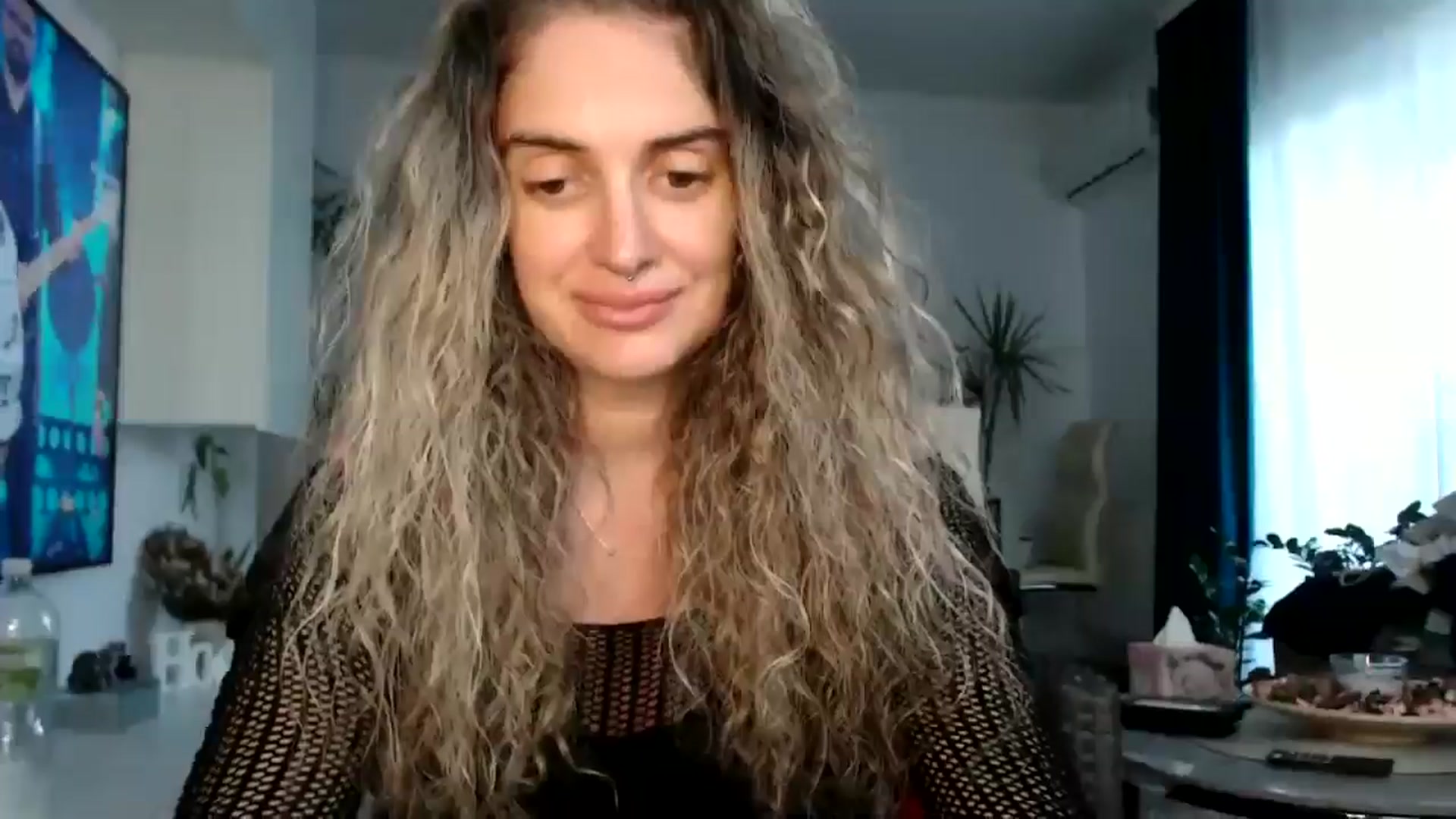 Gallery image thumbnail from MissDivinna's myfreecams stream on, 08/03/2025, 17:53 image 2 of 20