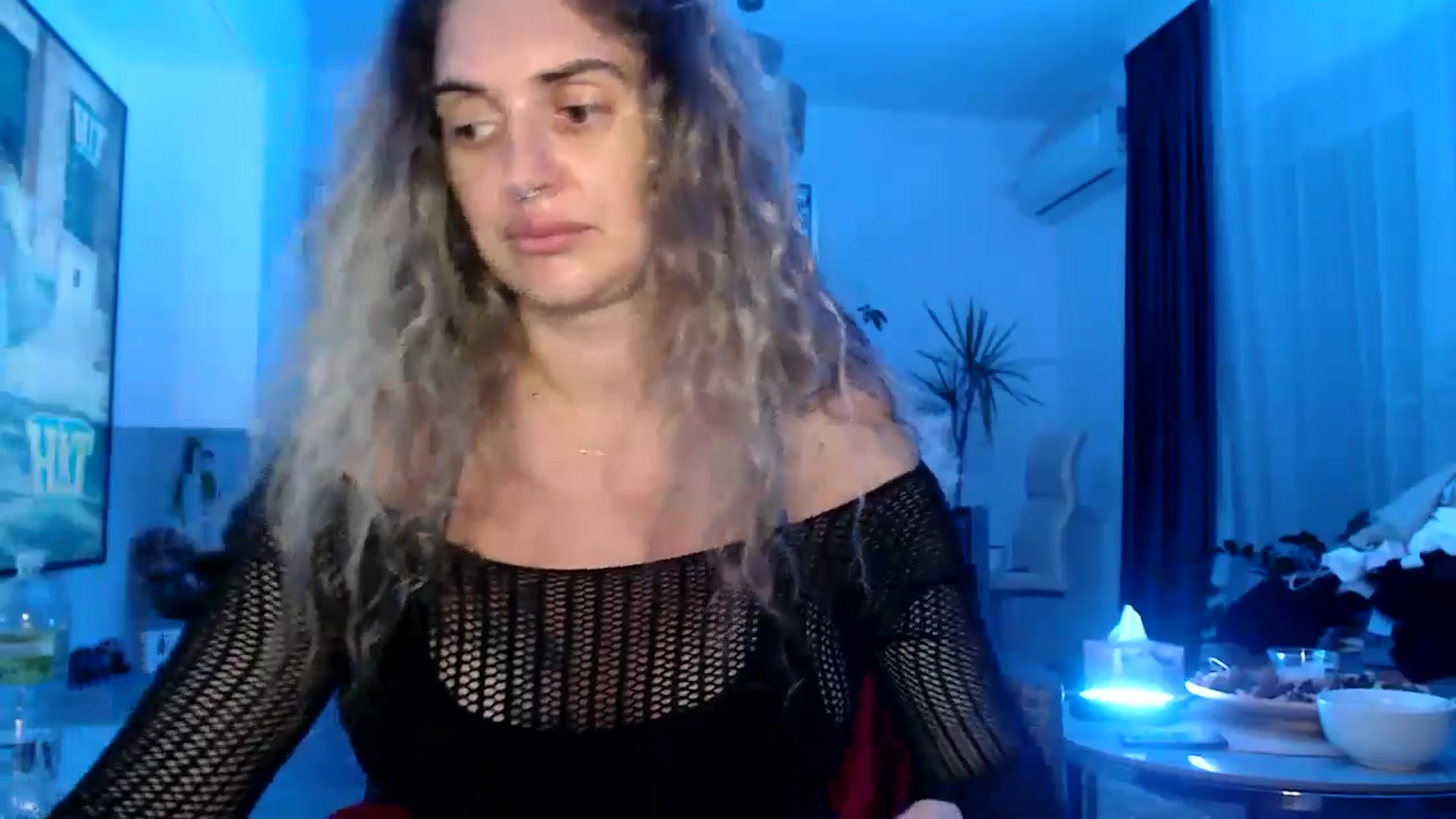 Gallery image thumbnail from MissDivinna's myfreecams stream on, 08/03/2025, 18:28 image 13 of 20