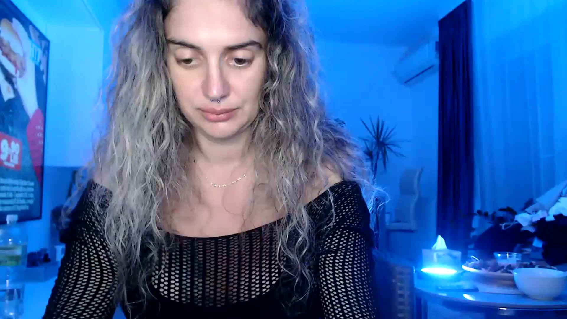 Gallery image thumbnail from MissDivinna's myfreecams stream on, 08/03/2025, 18:28 image 14 of 20