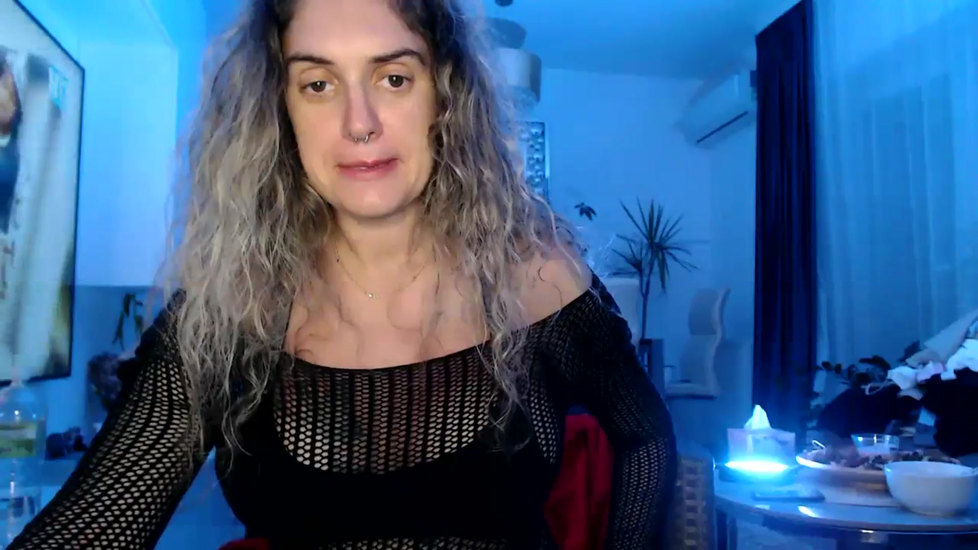 Gallery image thumbnail from MissDivinna's myfreecams stream on, 08/03/2025, 18:28 image 10 of 20