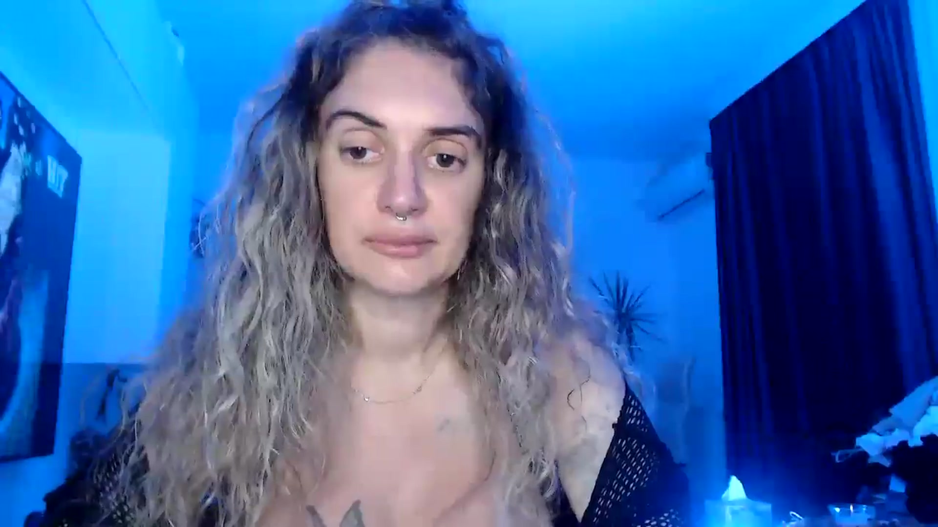 Gallery image thumbnail from MissDivinna's myfreecams stream on, 08/03/2025, 21:55 image 19 of 20