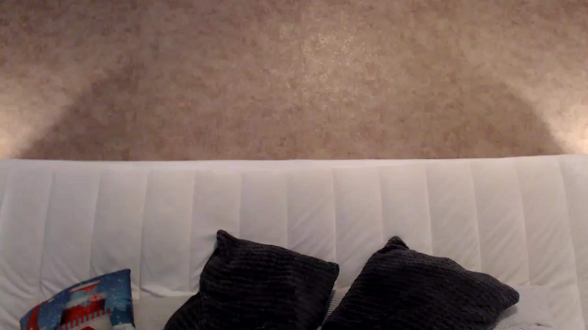 Gallery image thumbnail from MissDivinna's myfreecams stream on, 08/04/2025, 21:17 image 18 of 20