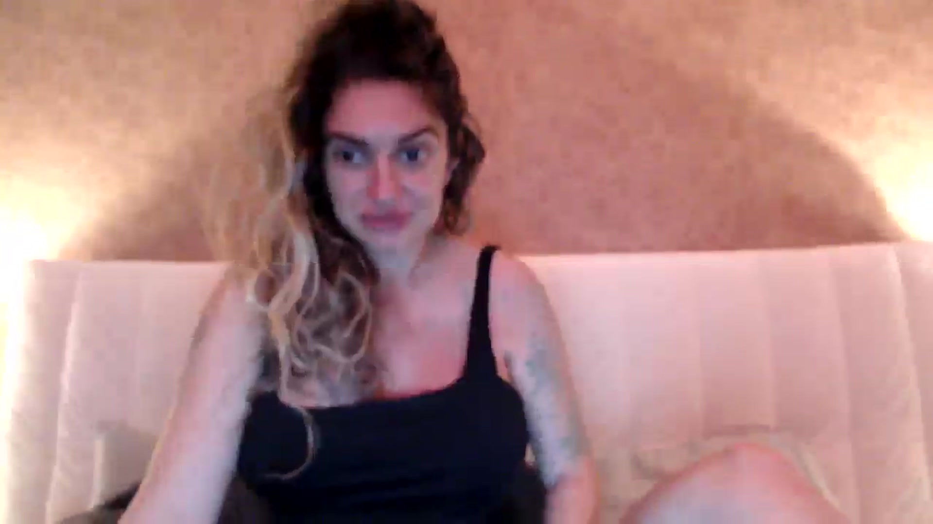 Gallery image thumbnail from MissDivinna's myfreecams stream on, 08/11/2025, 24:16 image 20 of 20