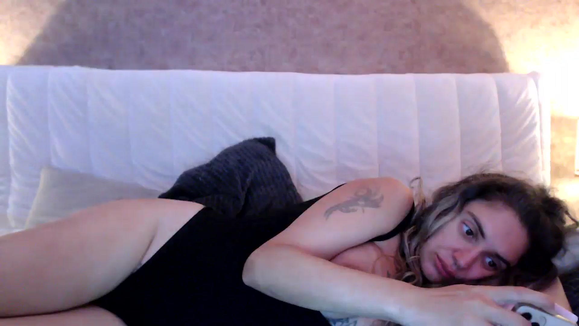 Gallery image thumbnail from MissDivinna's myfreecams stream on, 08/12/2025, 02:13 image 2 of 20