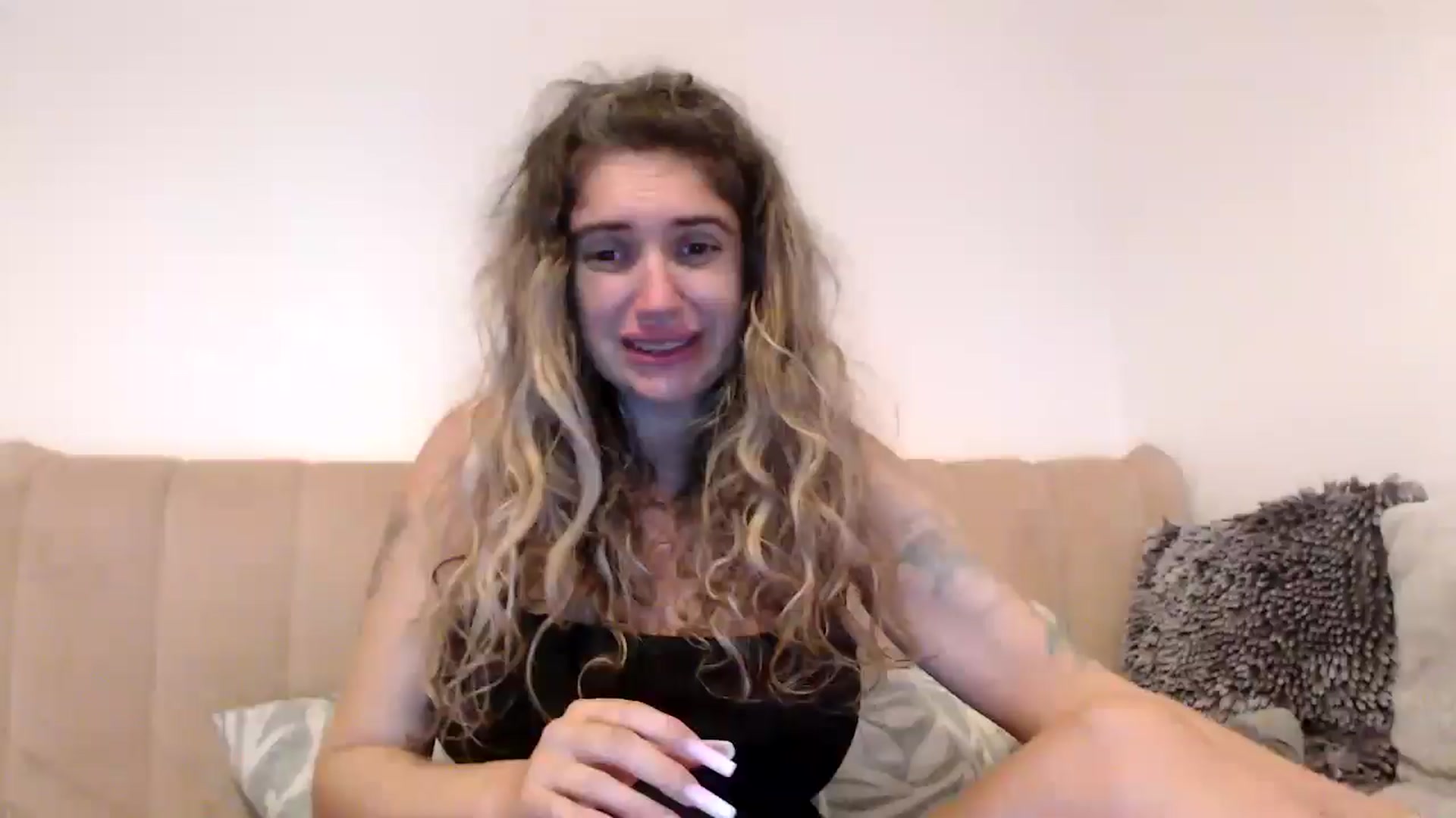 Gallery image thumbnail from MissDivinna's myfreecams stream on, 08/15/2025, 02:59 image 13 of 20