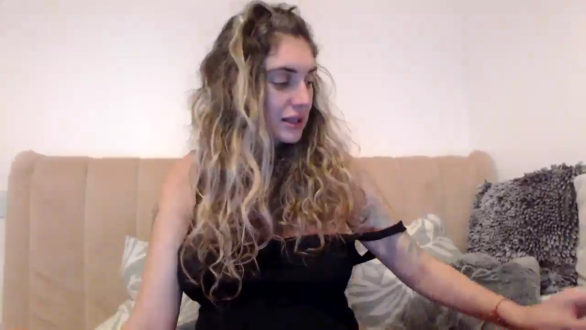 Gallery image thumbnail from MissDivinna's myfreecams stream on, 08/15/2025, 02:59 image 20 of 20