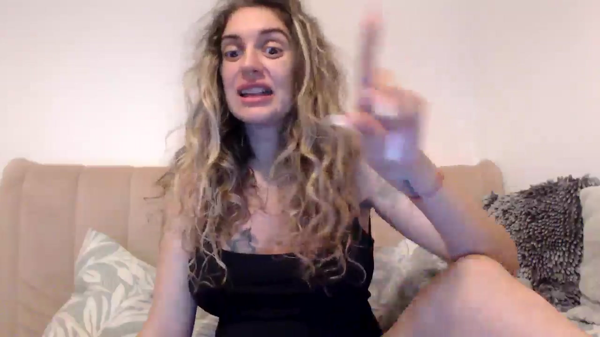 Gallery image thumbnail from MissDivinna's myfreecams stream on, 08/15/2025, 02:59 image 7 of 20