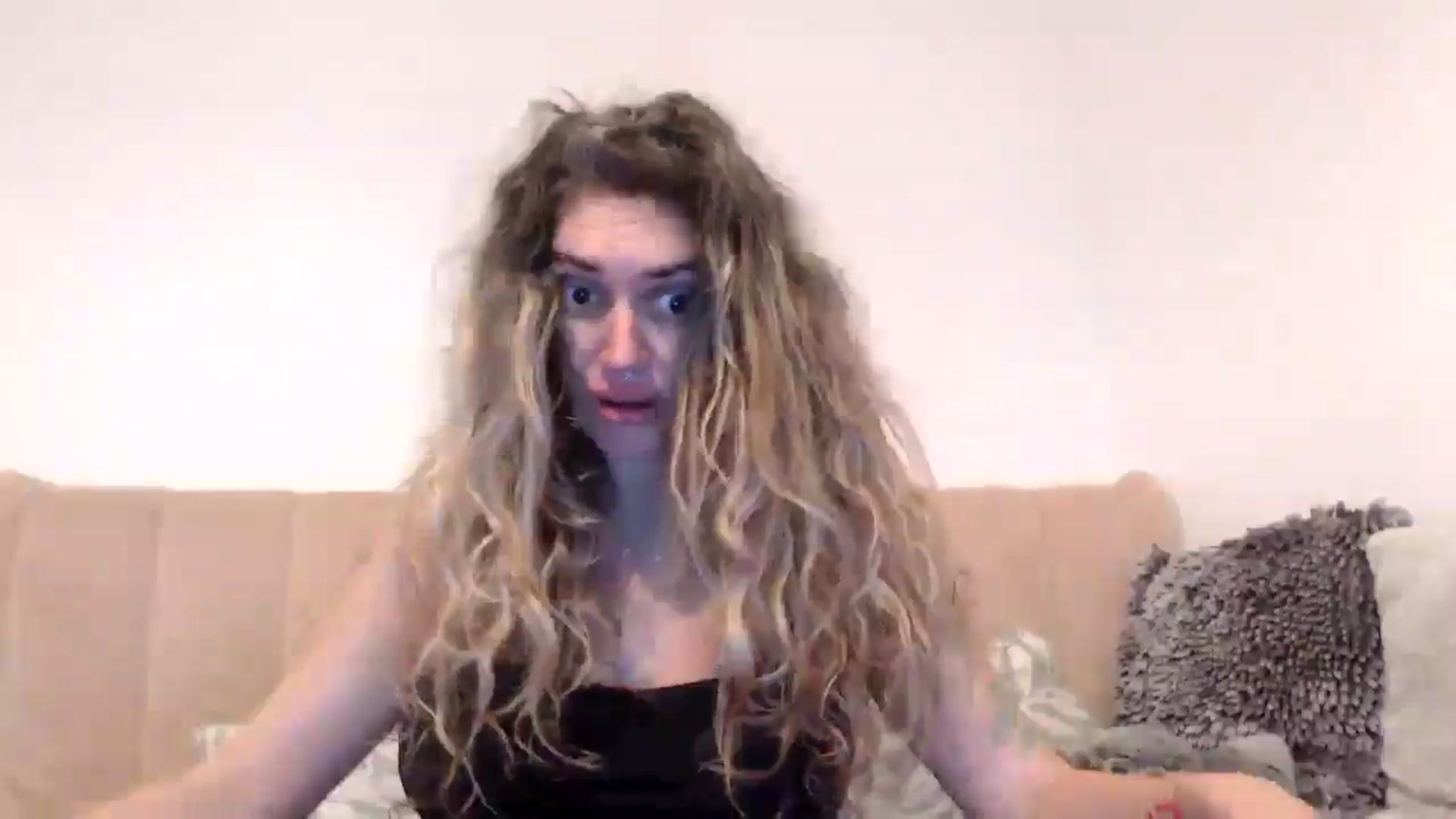 Gallery image thumbnail from MissDivinna's myfreecams stream on, 08/15/2025, 02:59 image 17 of 20