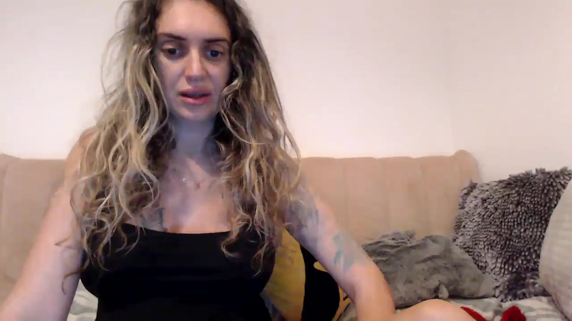 Gallery image thumbnail from MissDivinna's myfreecams stream on, 08/15/2025, 20:52 image 4 of 20