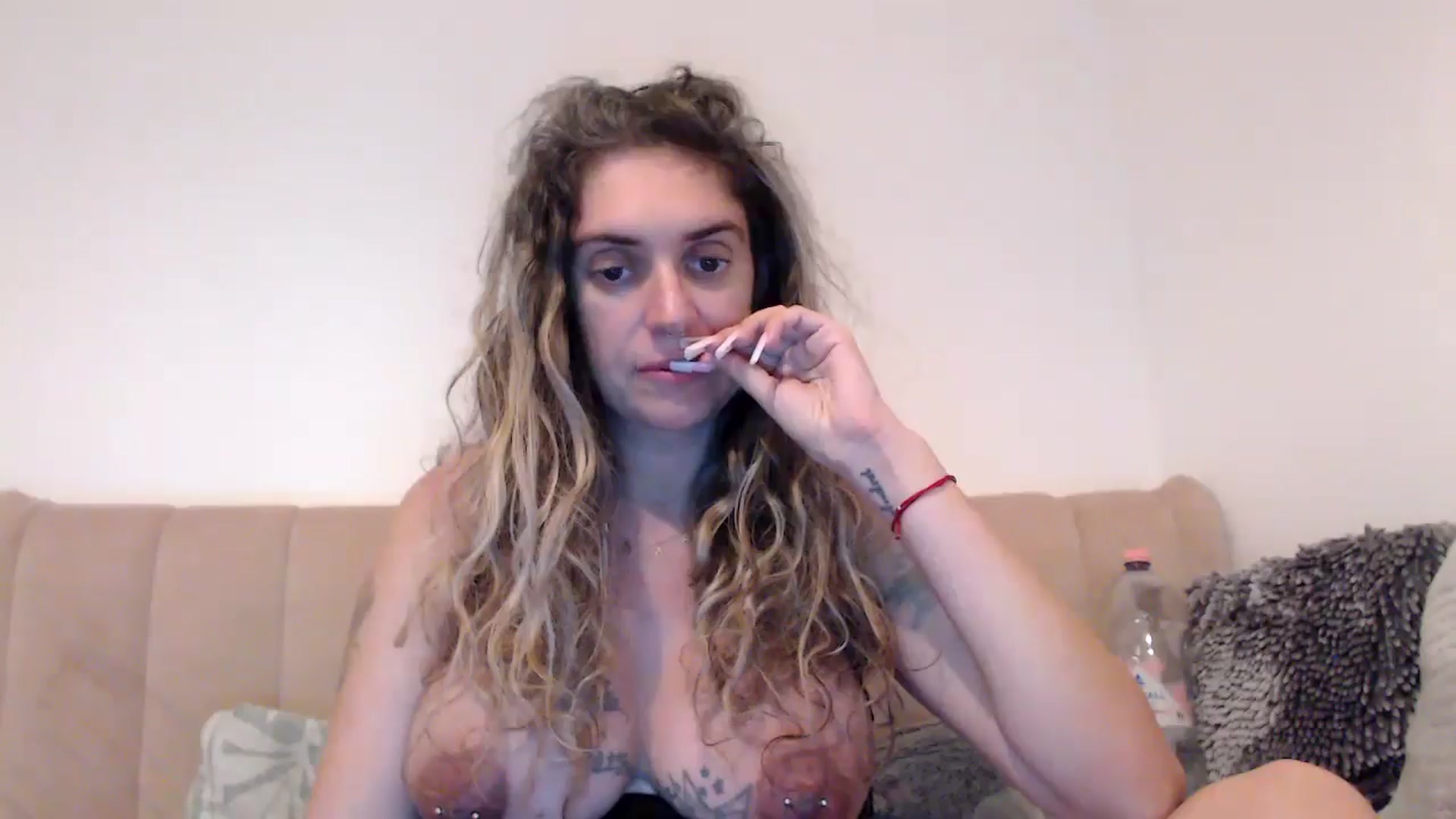Gallery image thumbnail from MissDivinna's myfreecams stream on, 08/17/2025, 23:16 image 18 of 20