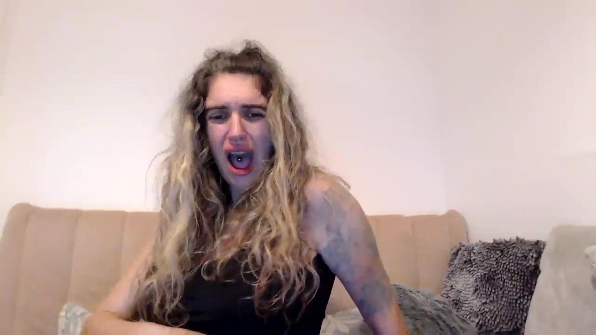 Gallery image thumbnail from MissDivinna's myfreecams stream on, 08/20/2025, 02:18 image 7 of 20