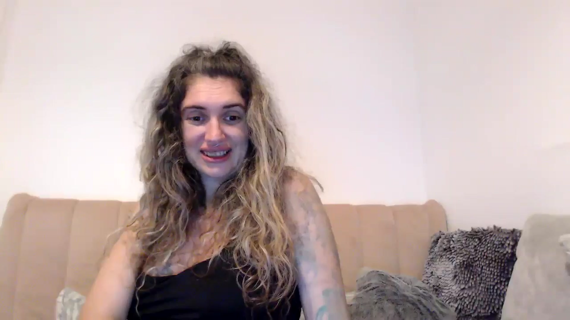 Gallery image thumbnail from MissDivinna's myfreecams stream on, 08/20/2025, 02:18 image 8 of 20