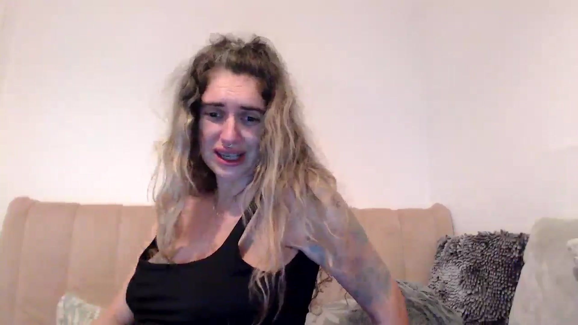 Gallery image thumbnail from MissDivinna's myfreecams stream on, 08/20/2025, 02:18 image 11 of 20