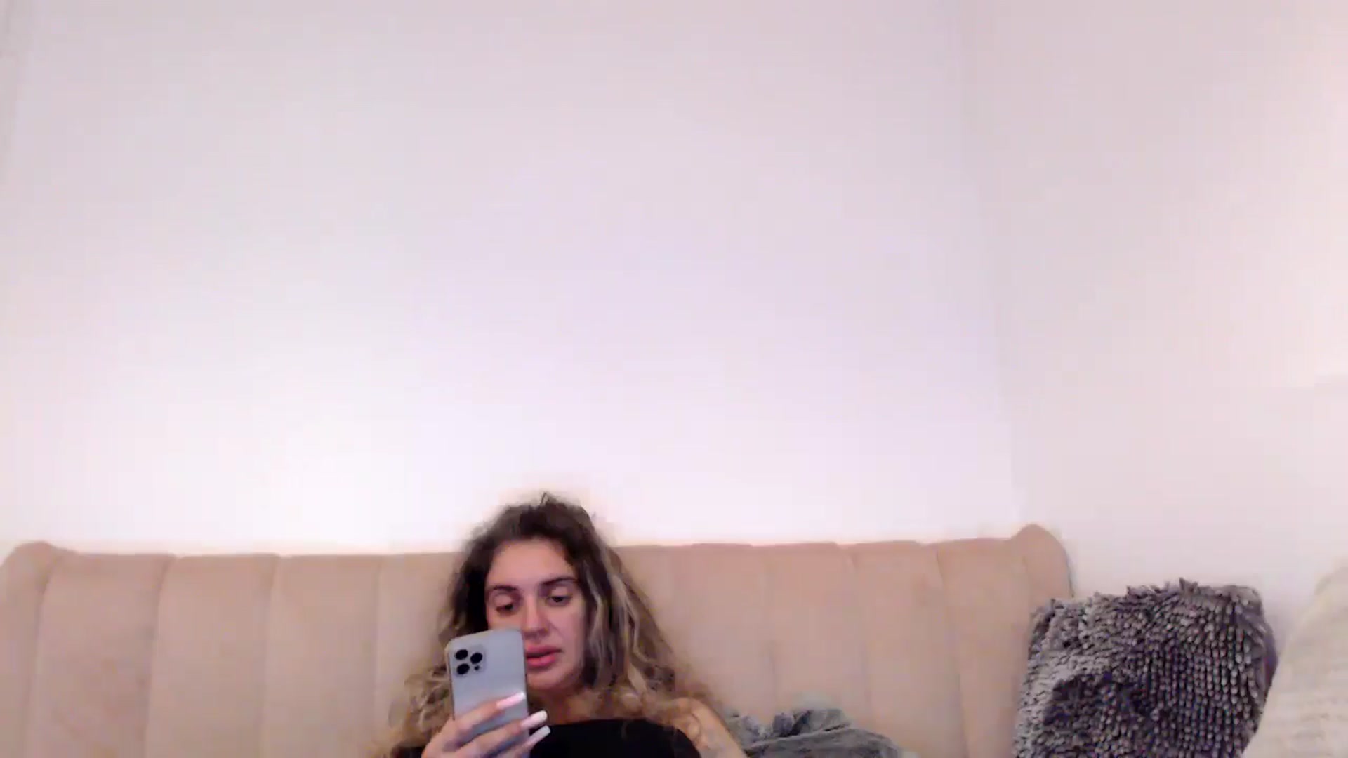 Gallery image thumbnail from MissDivinna's myfreecams stream on, 08/21/2025, 01:30 image 2 of 20